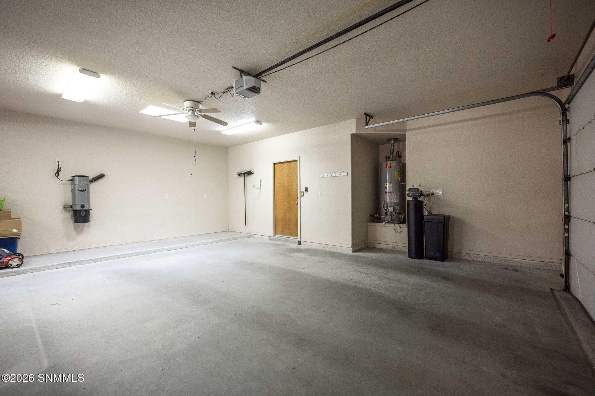 52-web-or-mls-Snappin Homes (LasVistas62