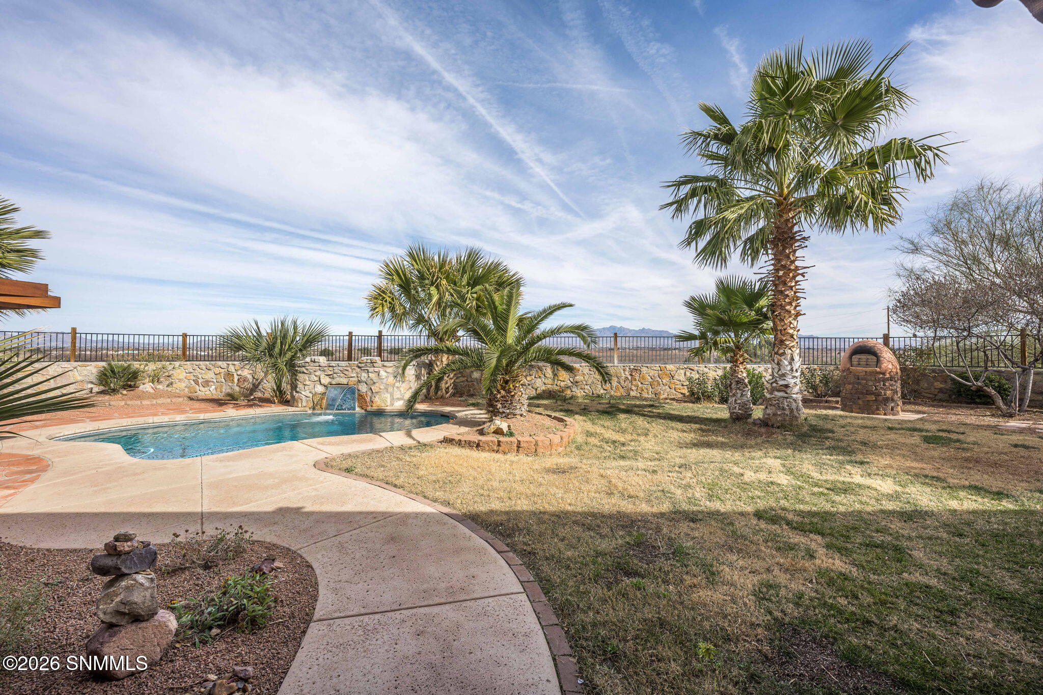 55-web-or-mls-Snappin Homes (LasVistas62