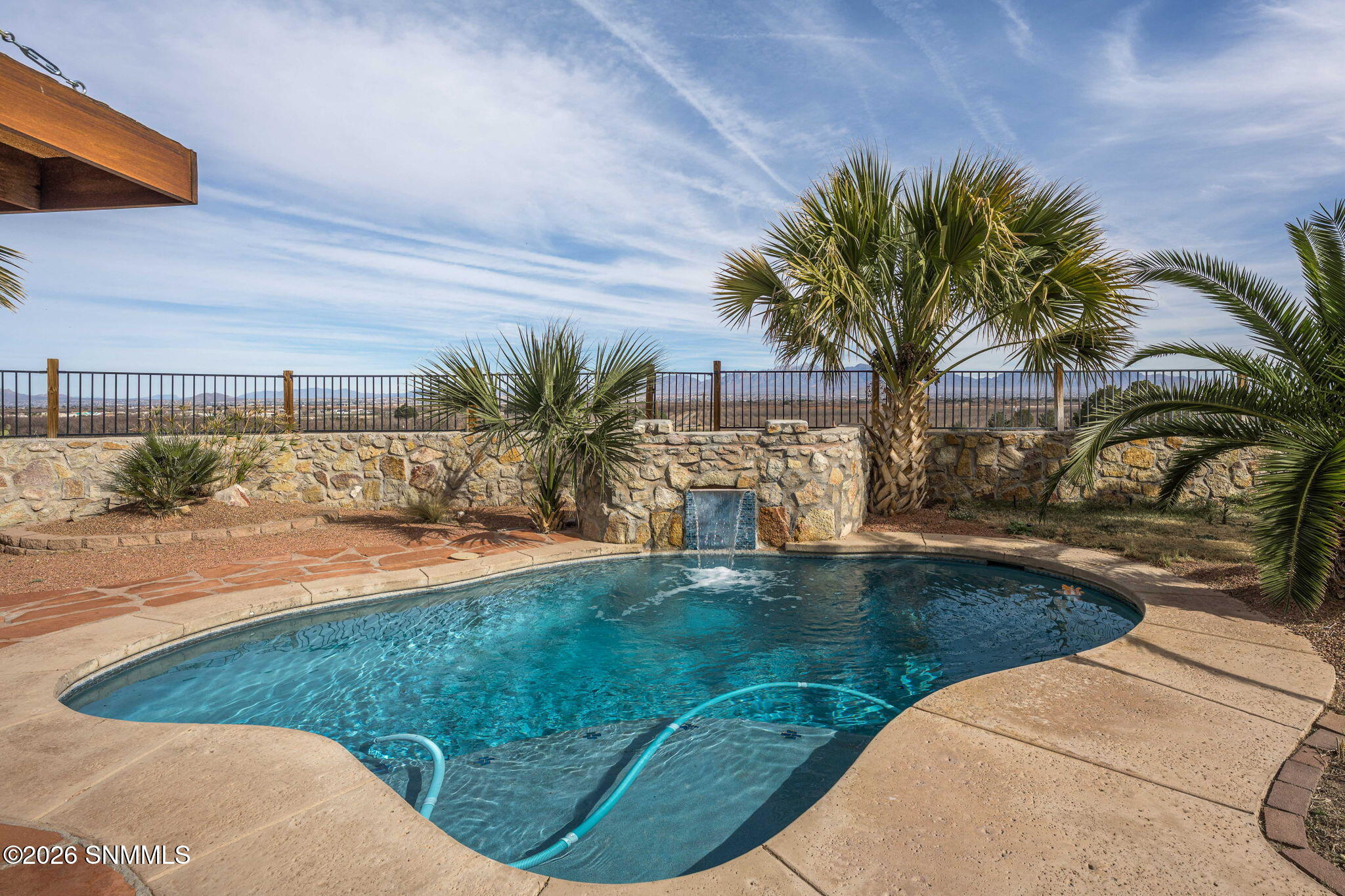 57-web-or-mls-Snappin Homes (LasVistas62