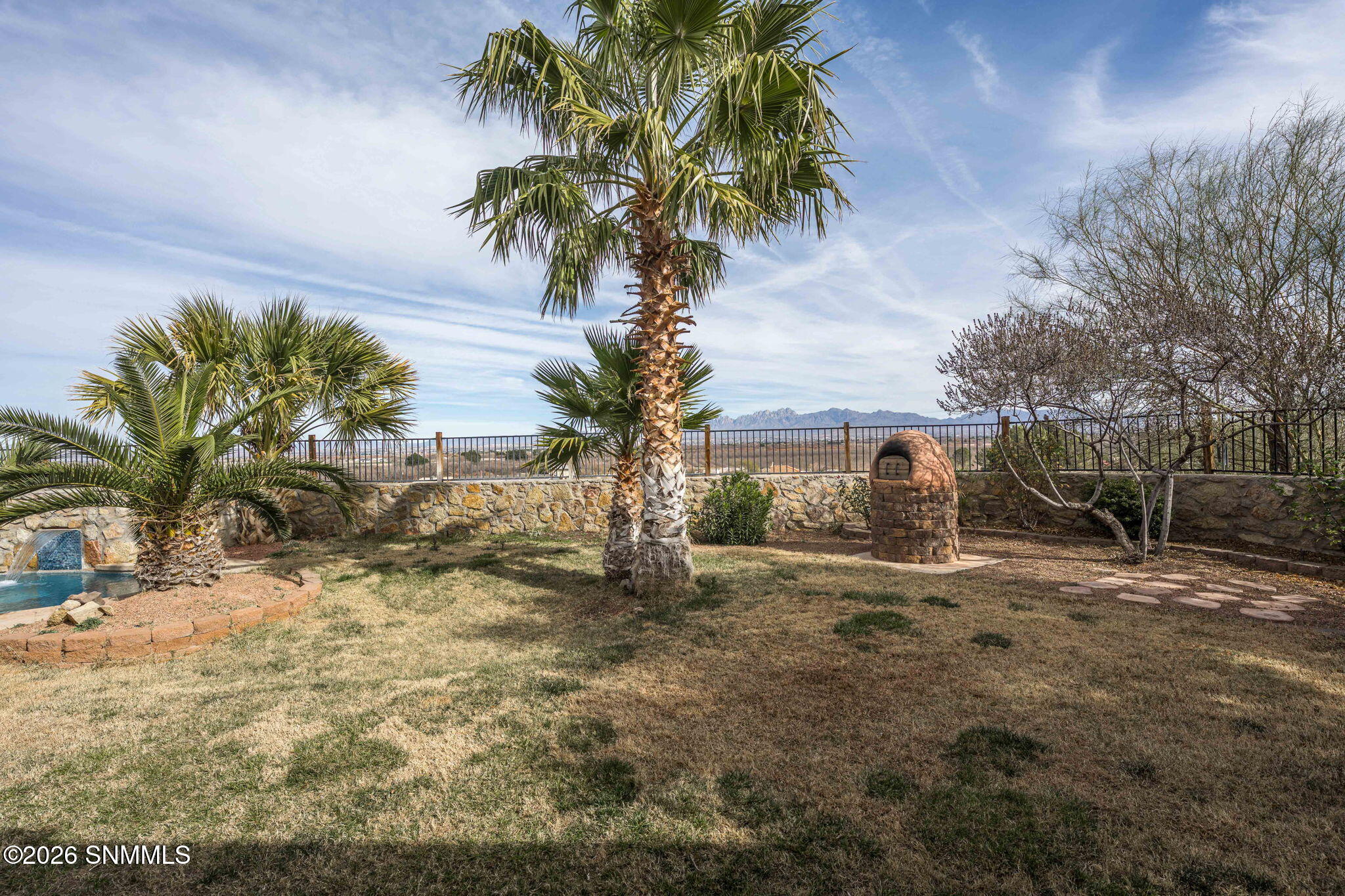 64-web-or-mls-Snappin Homes (LasVistas62