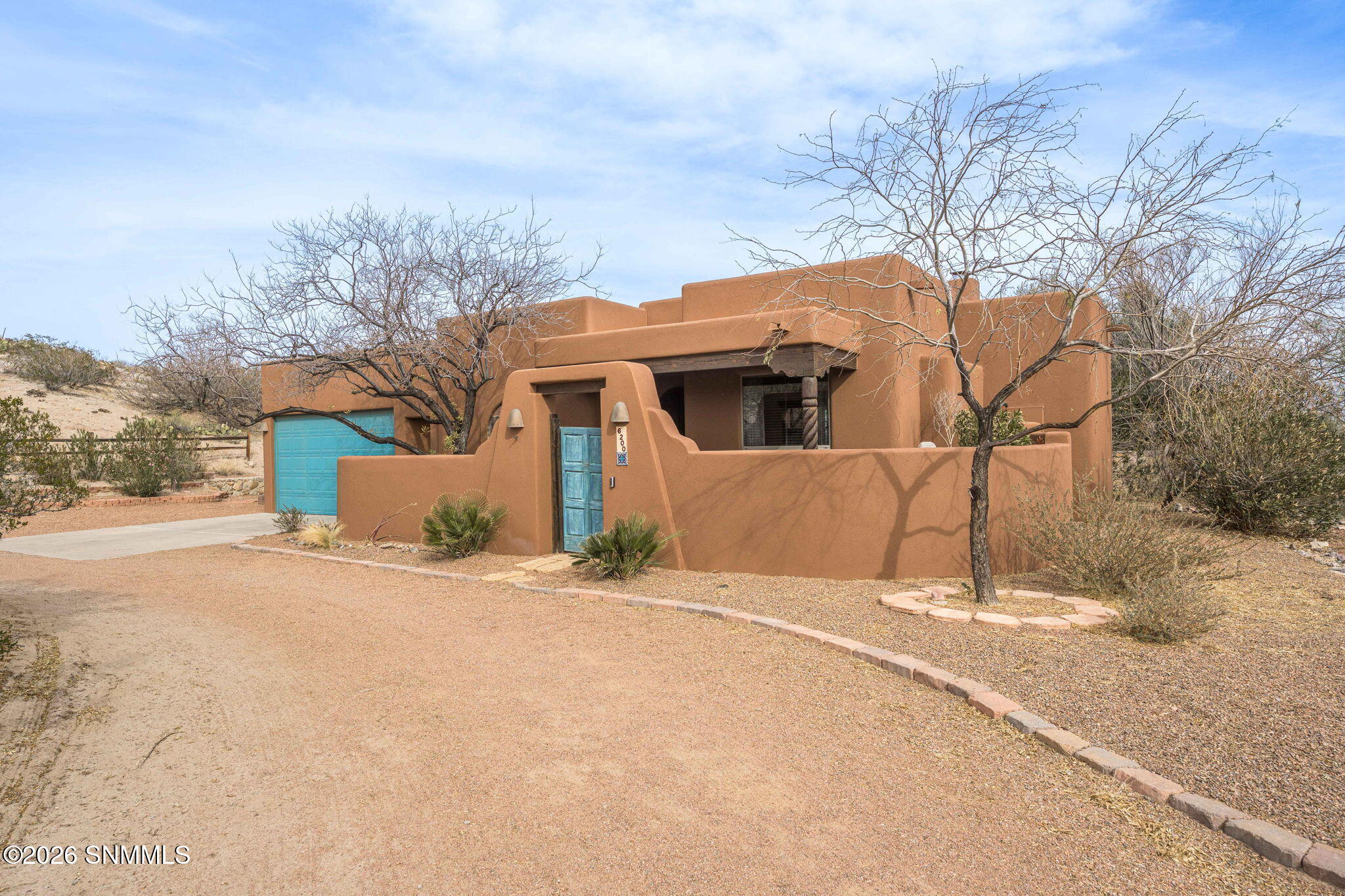 1-web-or-mls-Snappin Homes (LasVistas620