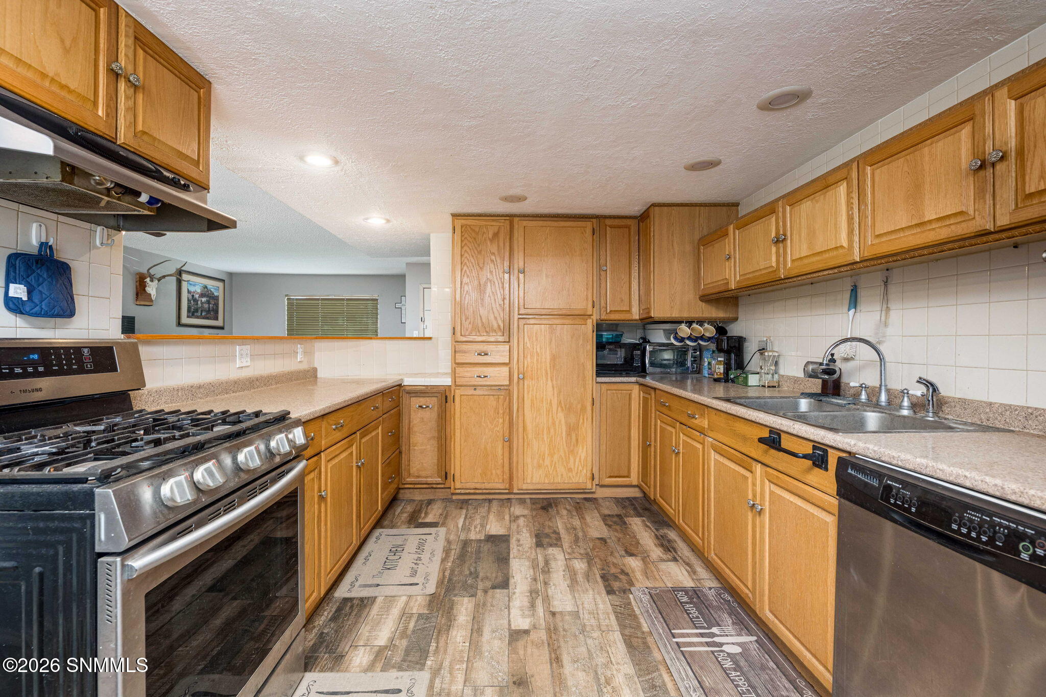 11-web-or-mls-Snappin Homes (Louise1921)