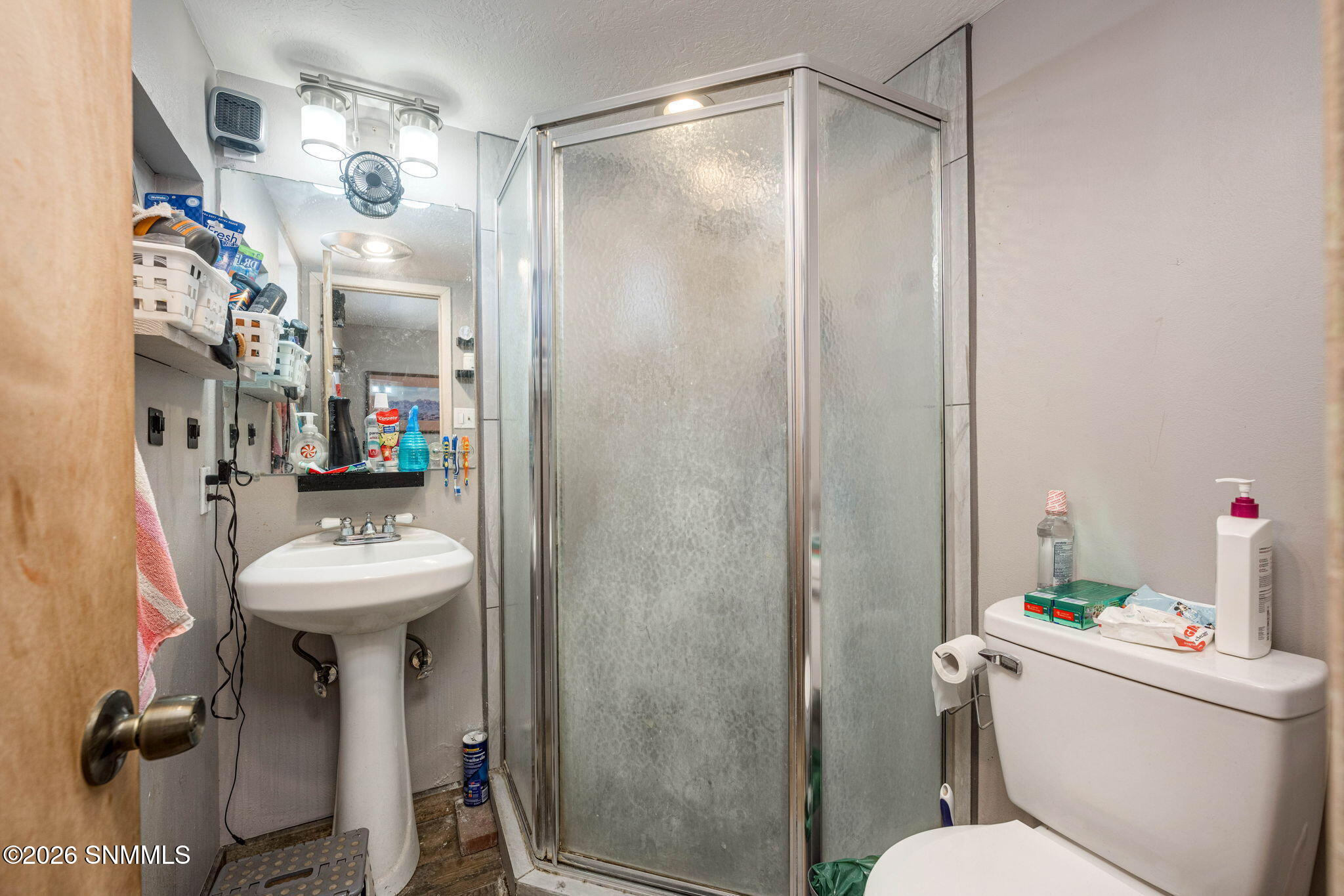 17-web-or-mls-Snappin Homes (Louise1921)