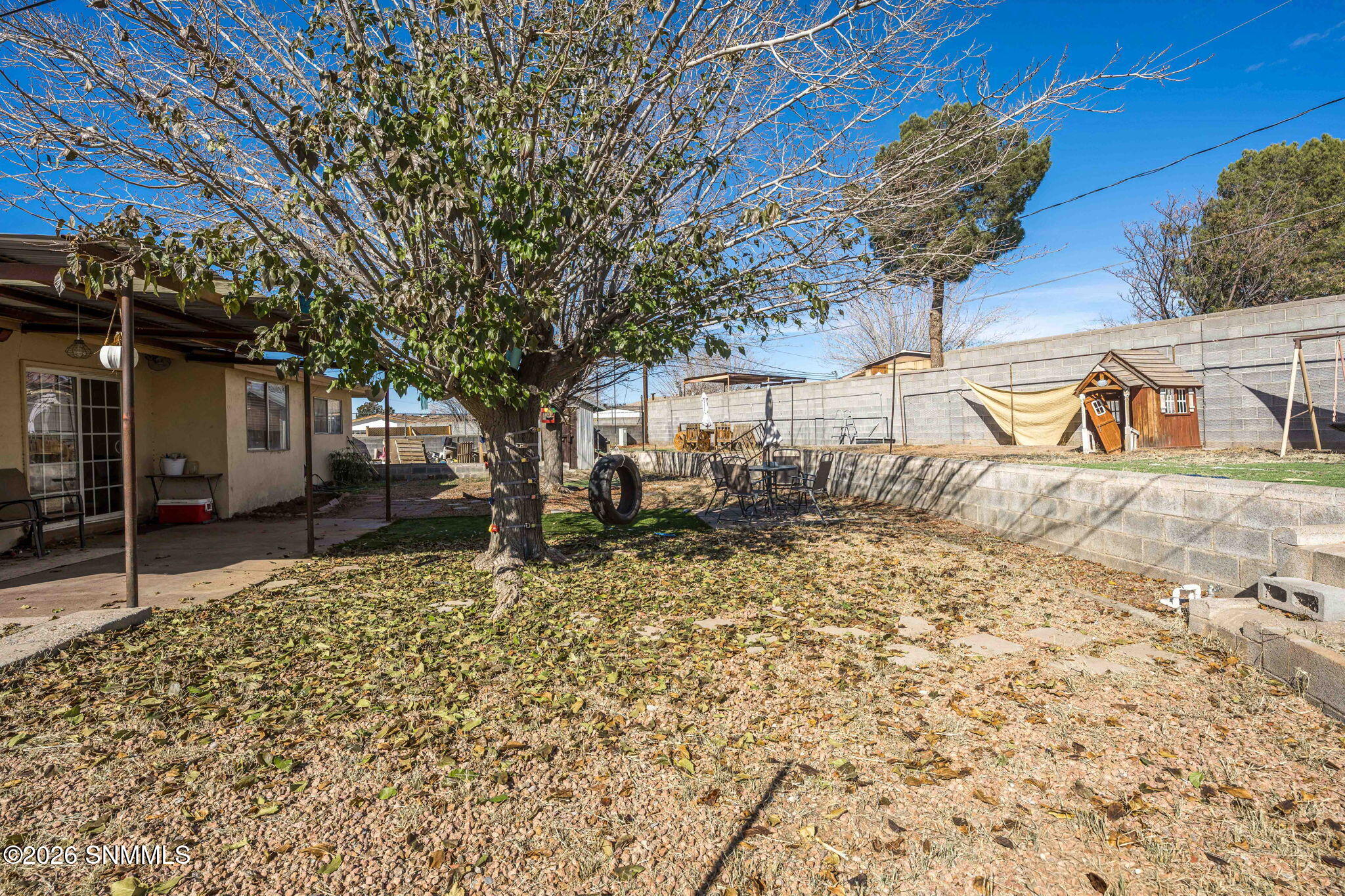 25-web-or-mls-Snappin Homes (Louise1921)