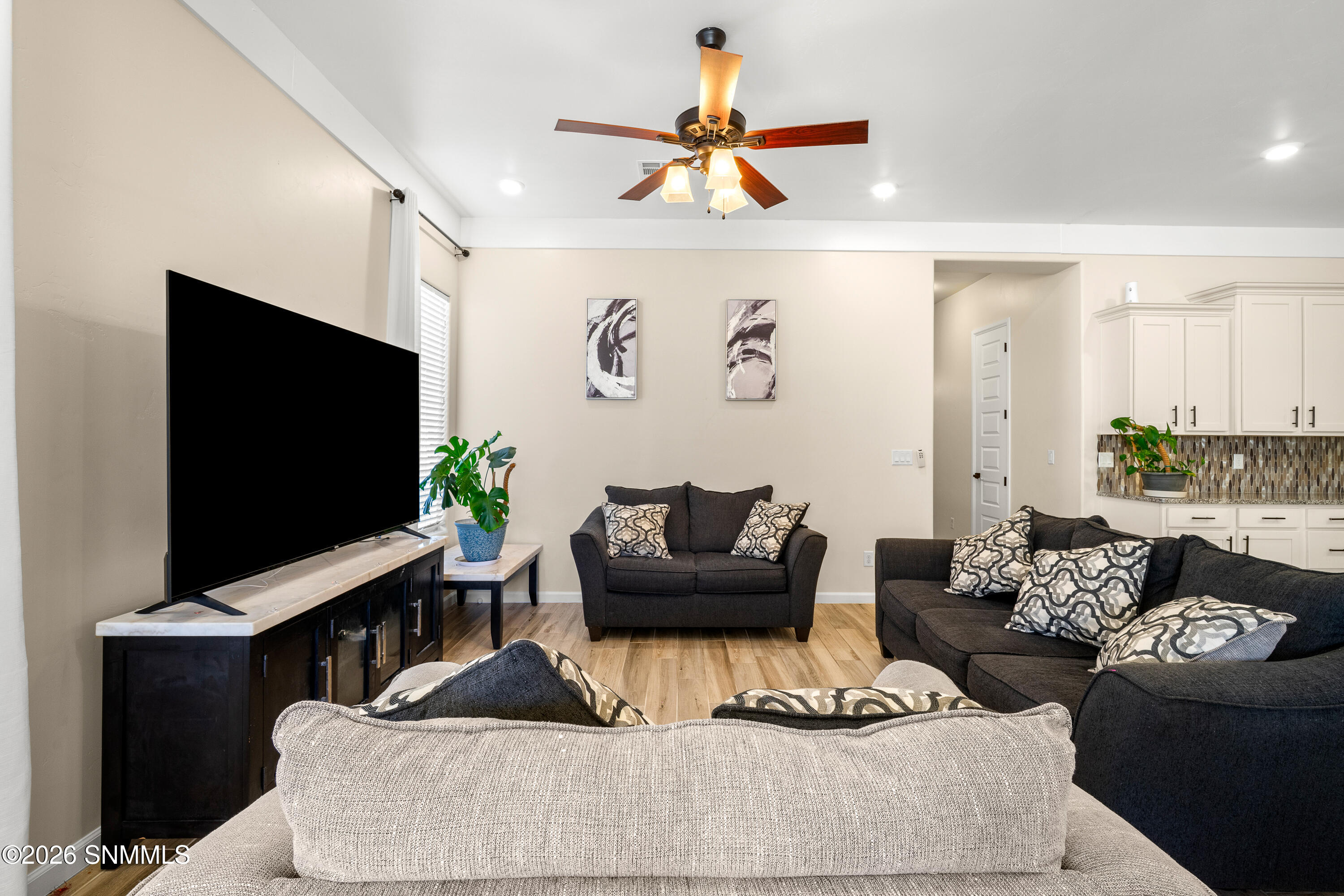 1951-Calle-de-Fuerte-MLS-Camera-Guy-10