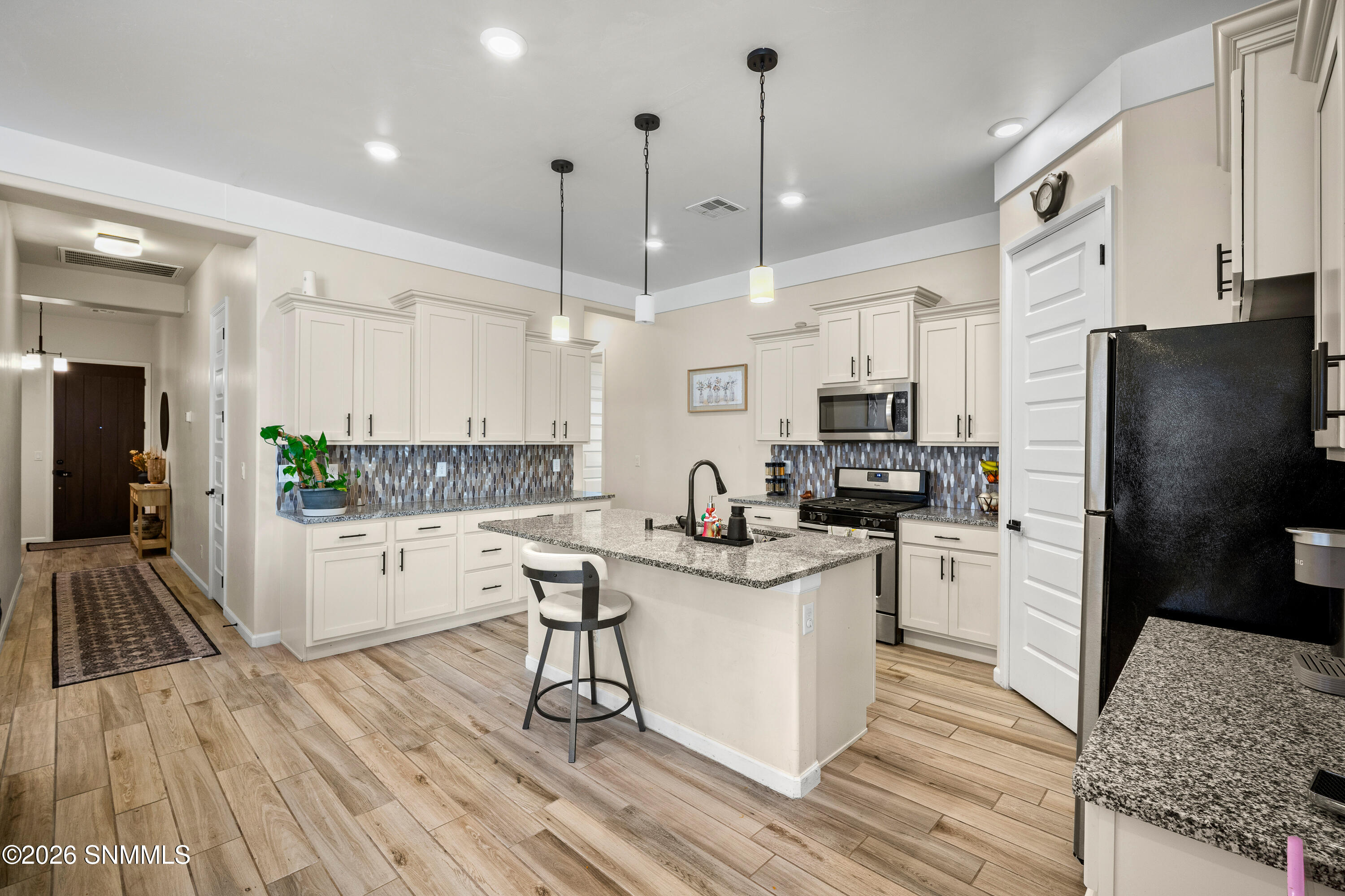 1951-Calle-de-Fuerte-MLS-Camera-Guy-11