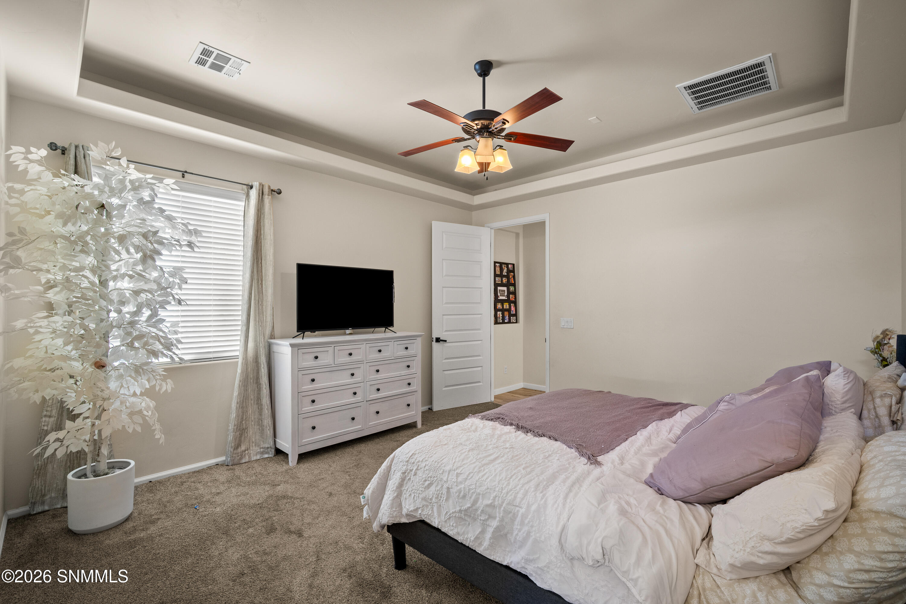 1951-Calle-de-Fuerte-MLS-Camera-Guy-32