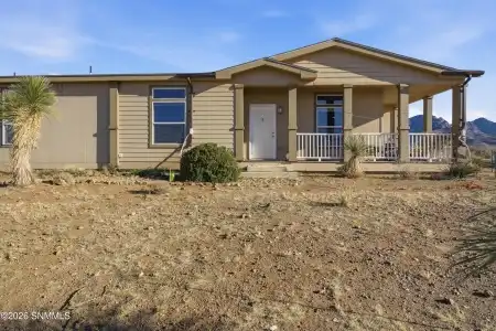 11725 Marigold Road, Deming, New Mexico 88030, 3 Bedrooms Bedrooms, ,2 BathroomsBathrooms,Residential,For Sale,Marigold,2600141