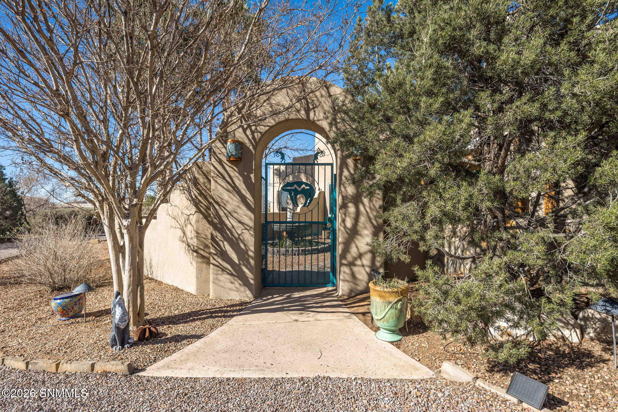 6-web-or-mls-Snappin Homes (DesertBroom4