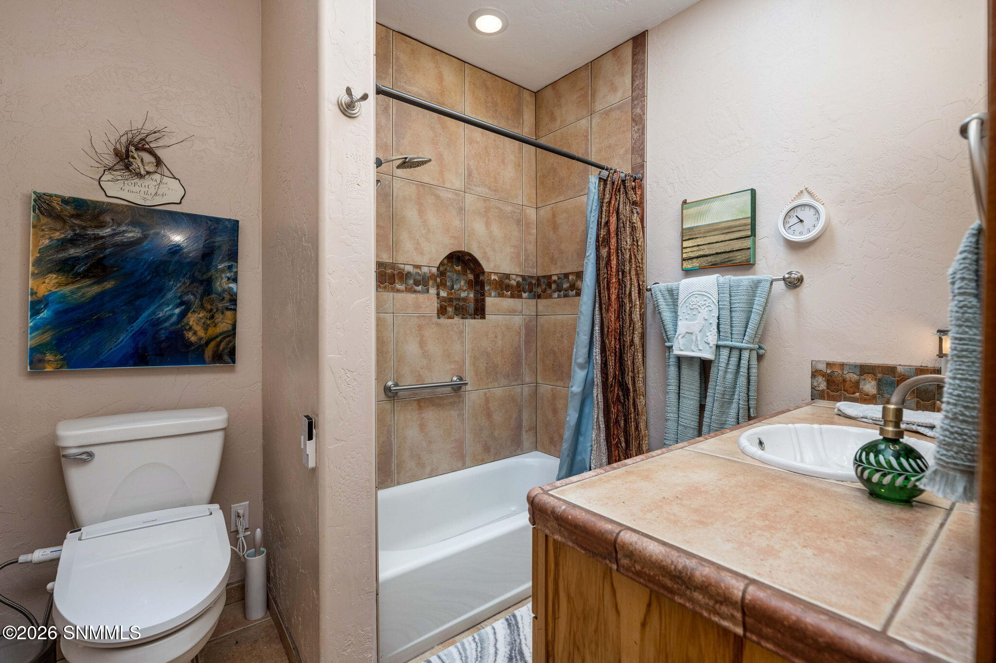 43-web-or-mls-Snappin Homes (DesertBroom