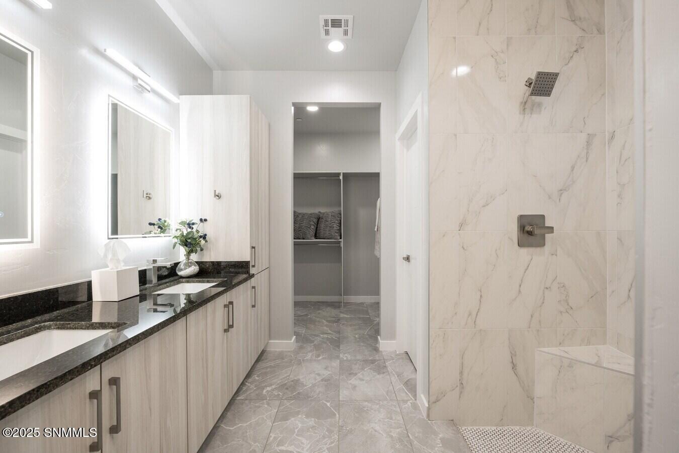 14 - 4359 Capistrano Ave, Unit B