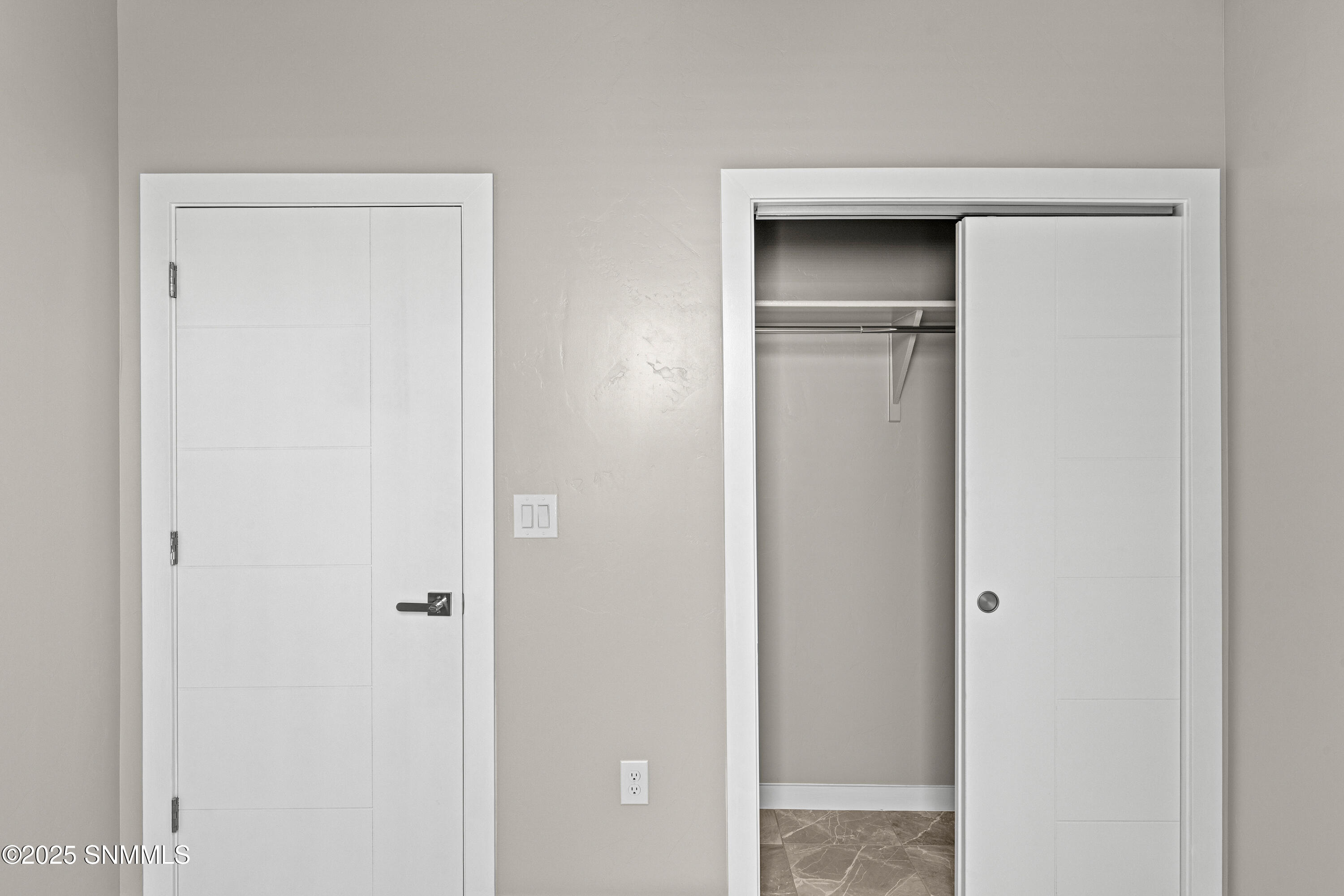 21 - 4359 Capistrano Ave, Unit C