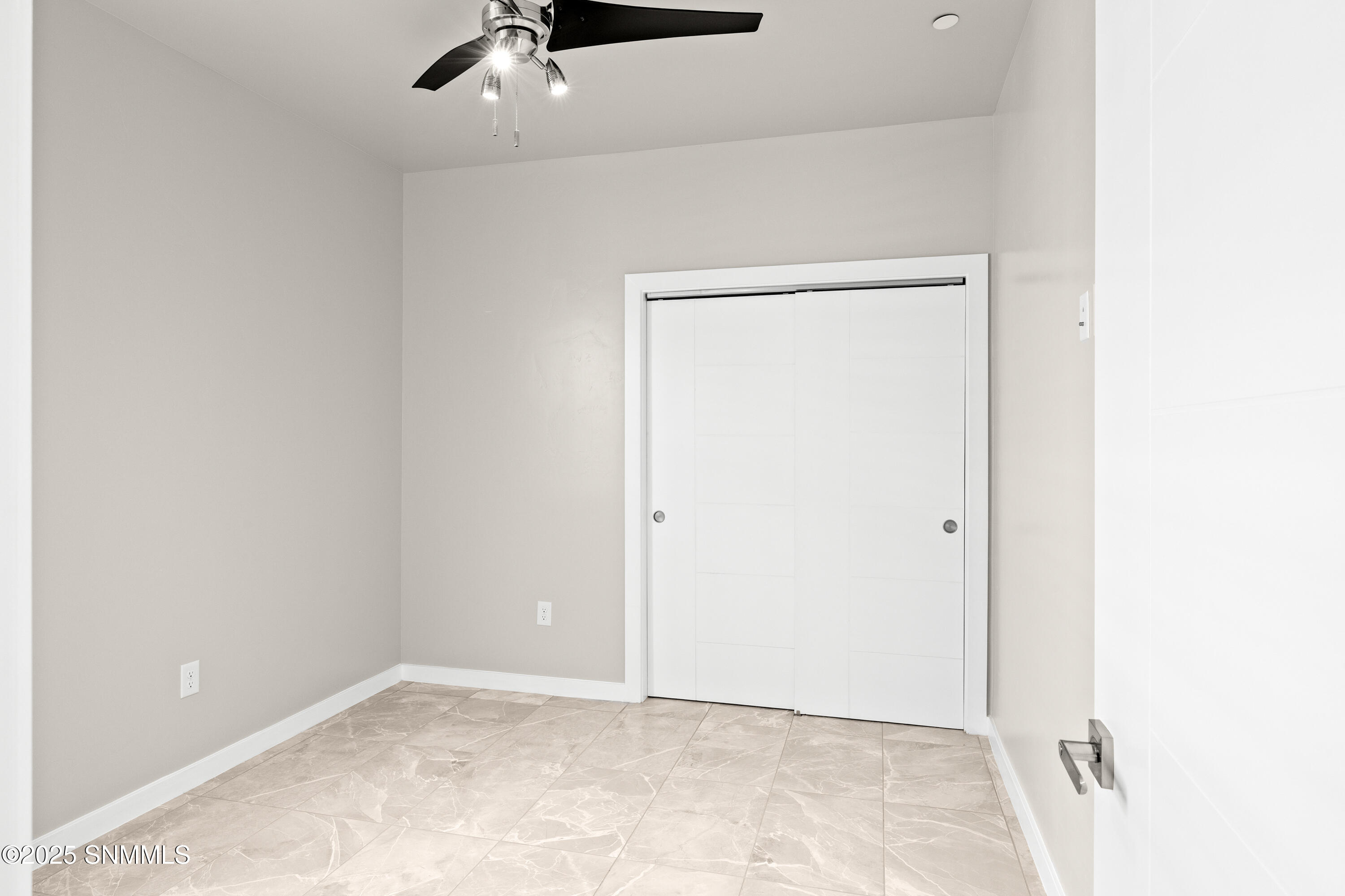 26 - 4359 Capistrano Ave, Unit C