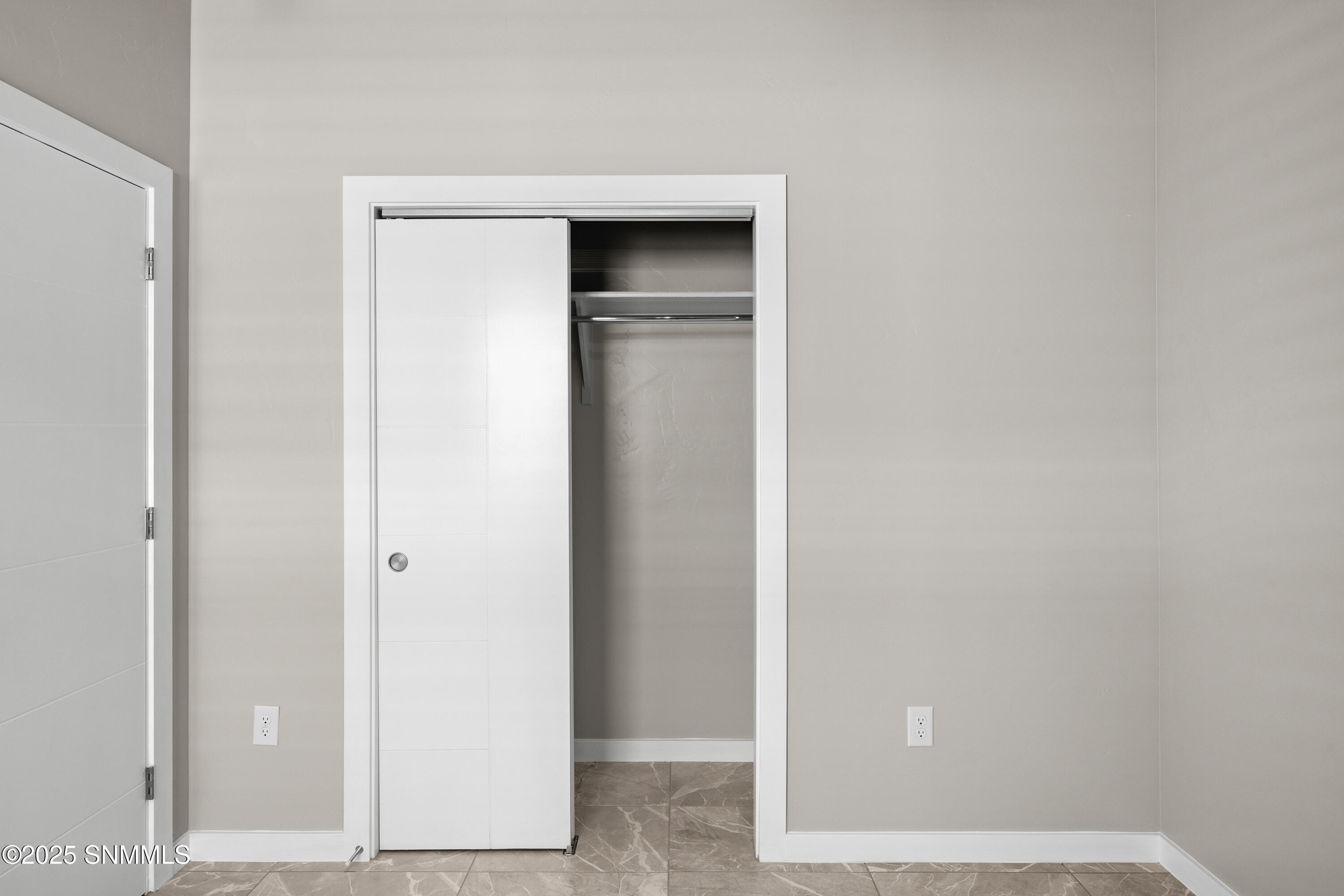 23 - 4359 Capistrano Ave, Unit D