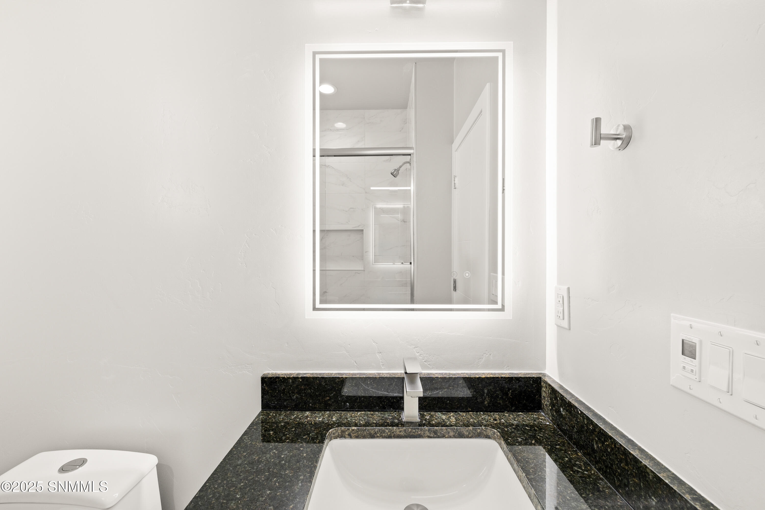 24 - 4359 Capistrano Ave, Unit D