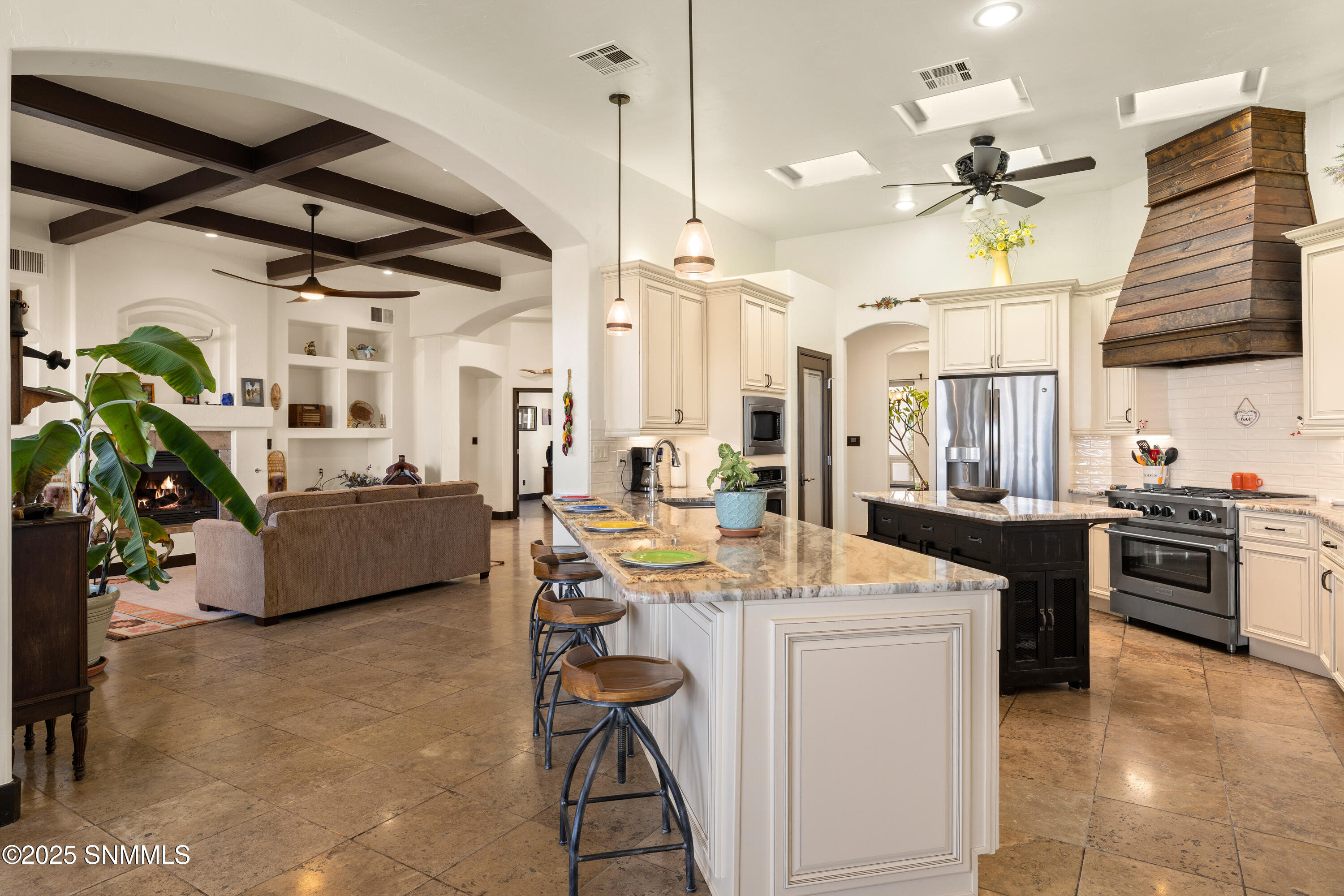 8052-Renior-Loop-MLS-Camera-Guy-41