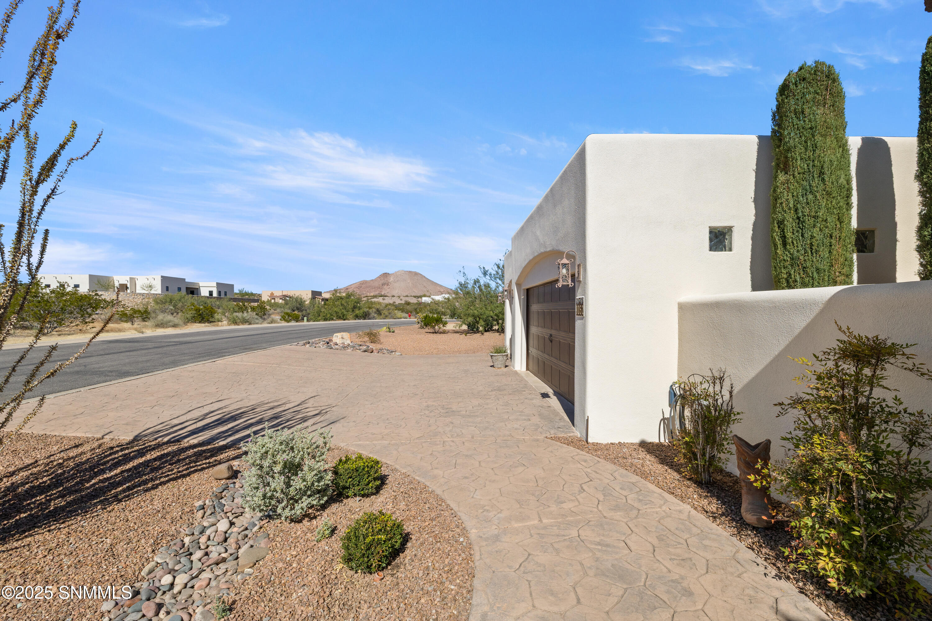 8052-Renior-Loop-MLS-Camera-Guy-5