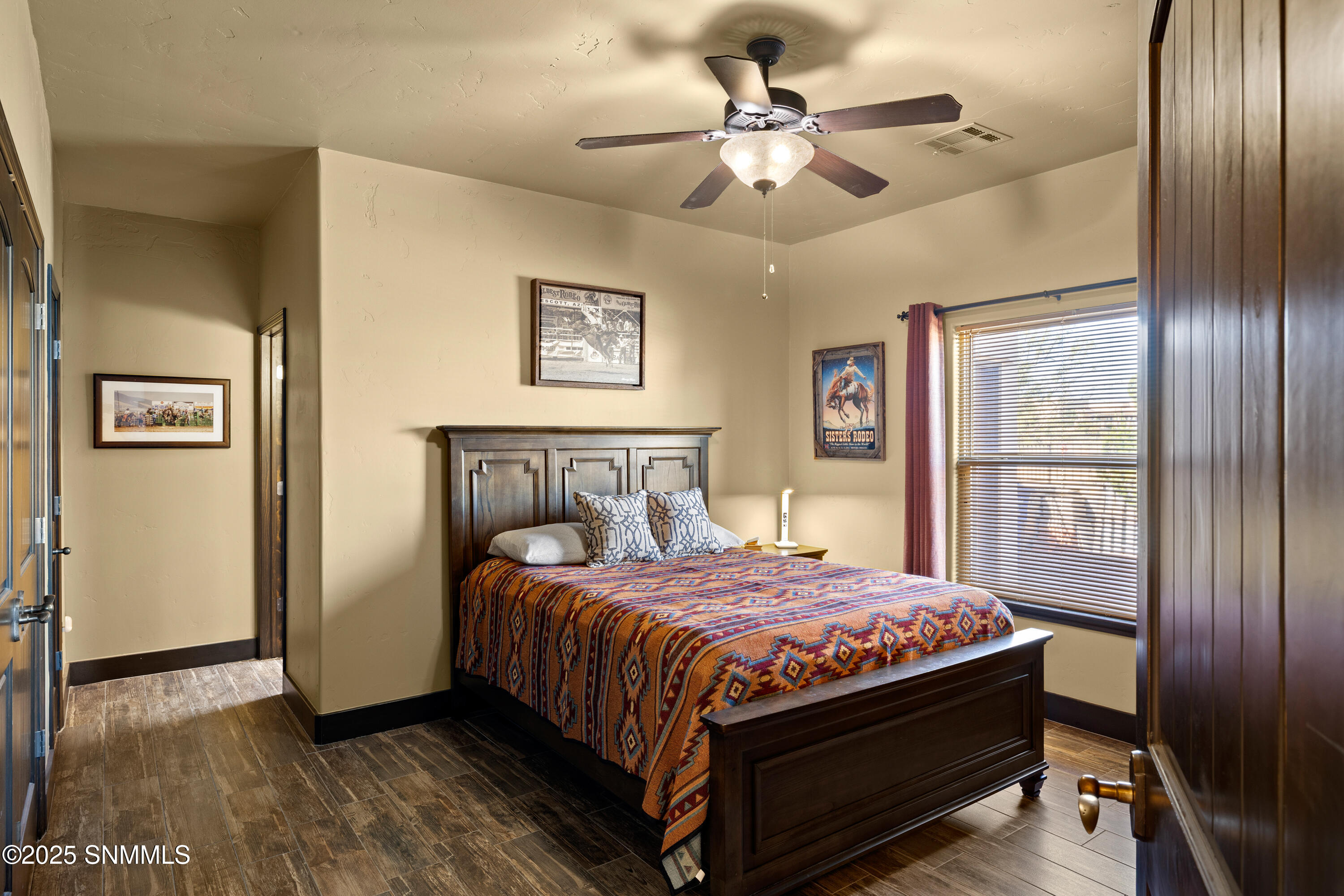 8052-Renior-Loop-MLS-Camera-Guy-45