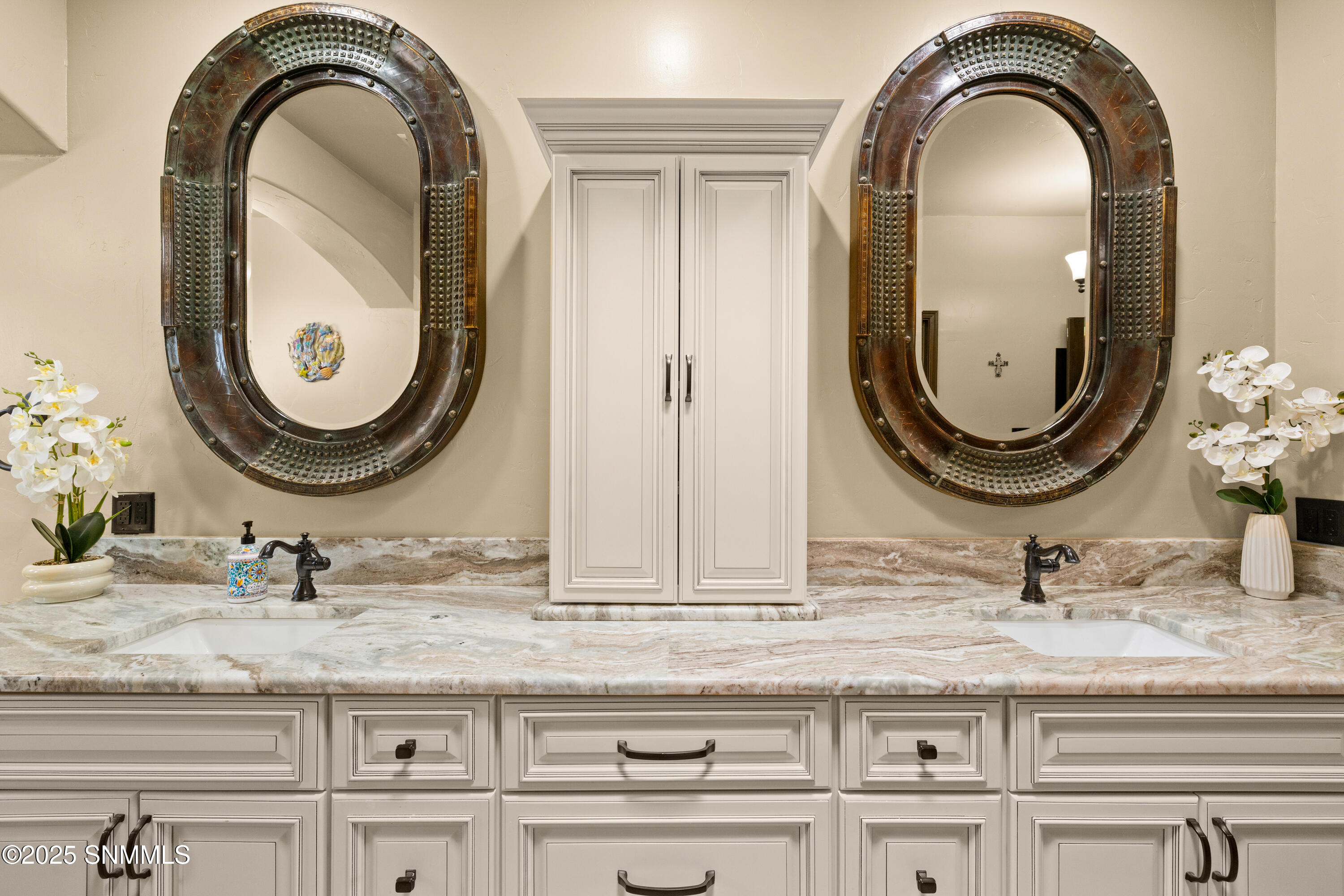 8052-Renior-Loop-MLS-Camera-Guy-63