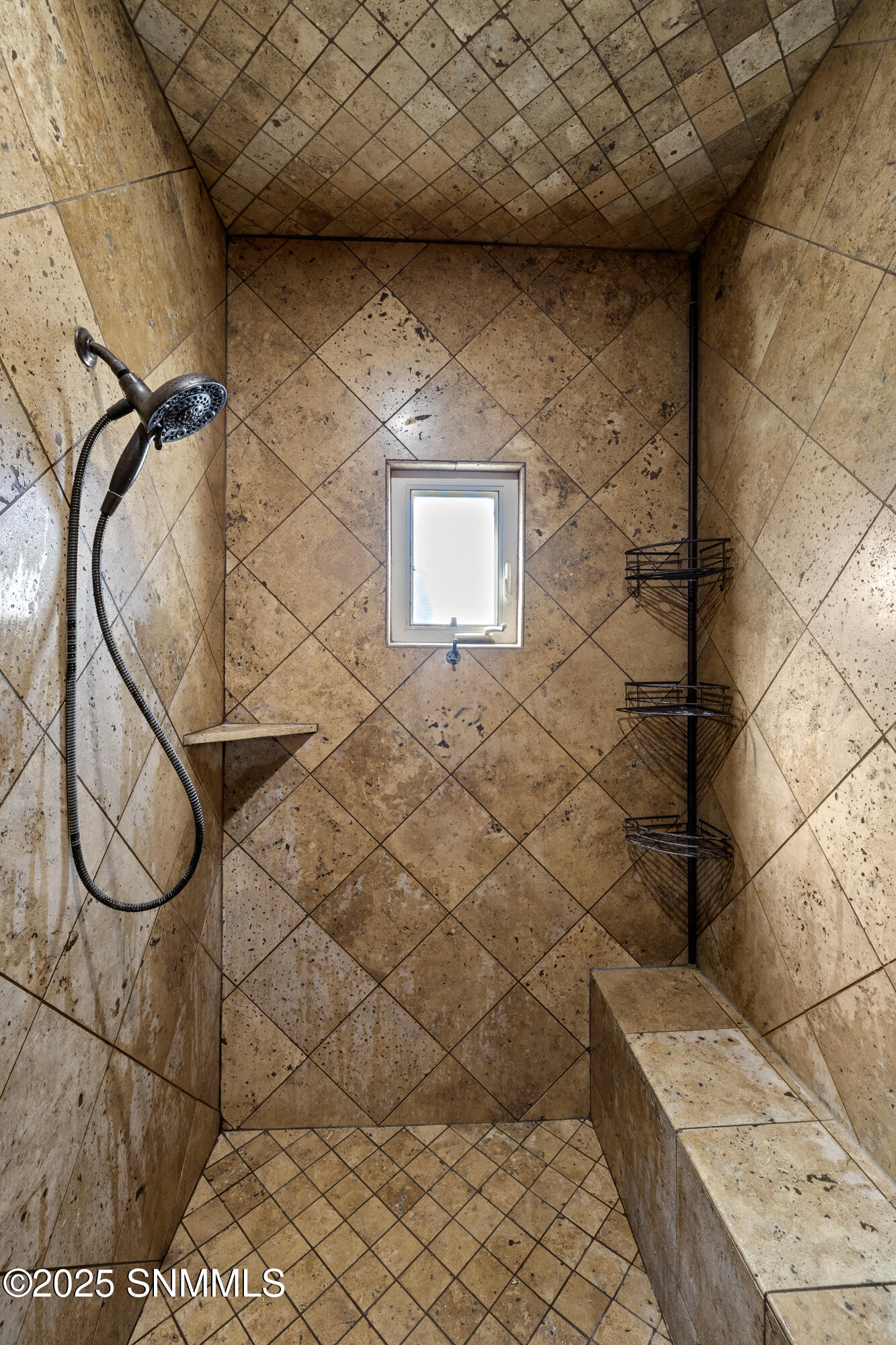 8052-Renior-Loop-MLS-Camera-Guy-66