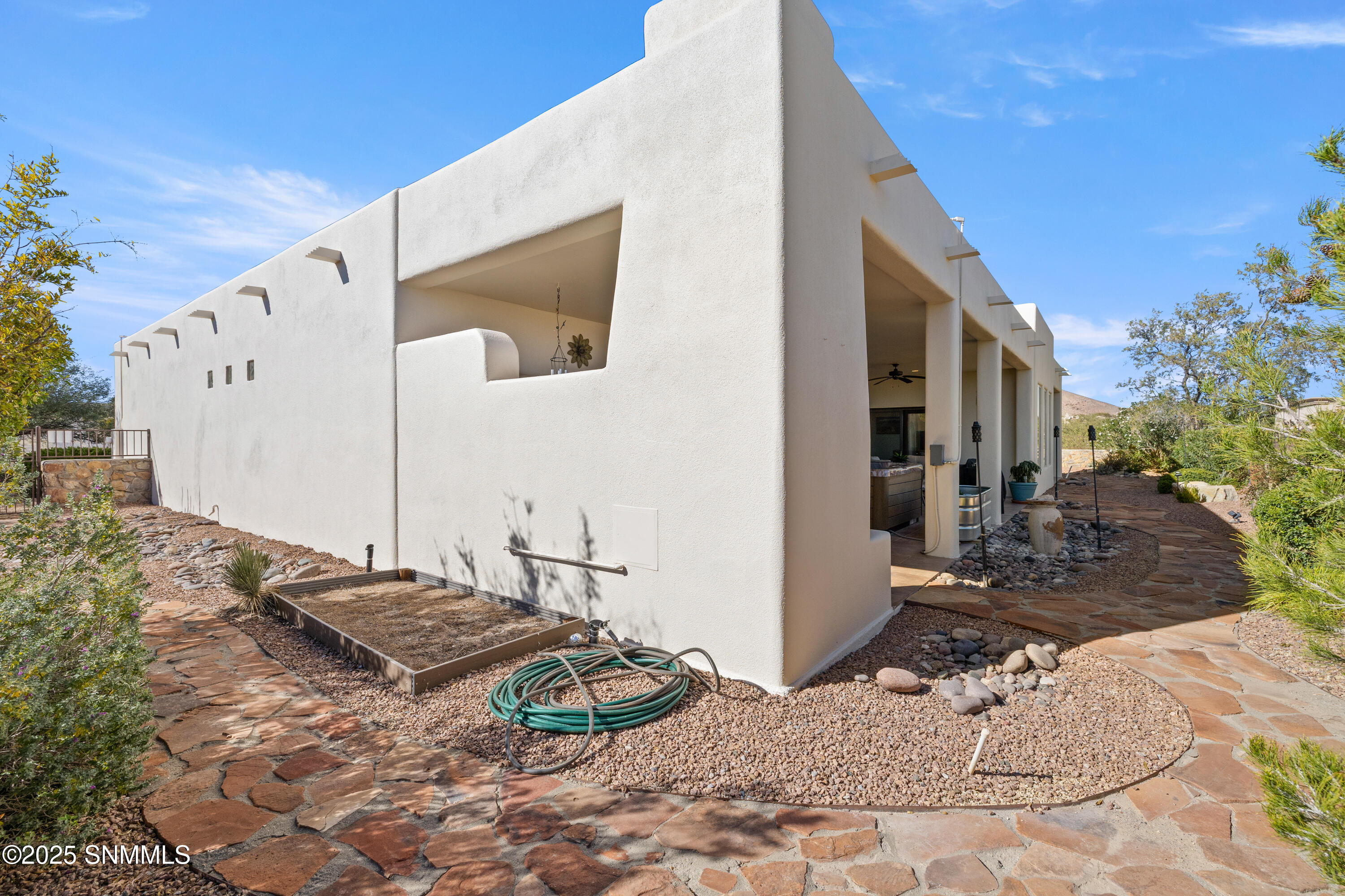 8052-Renior-Loop-MLS-Camera-Guy-73