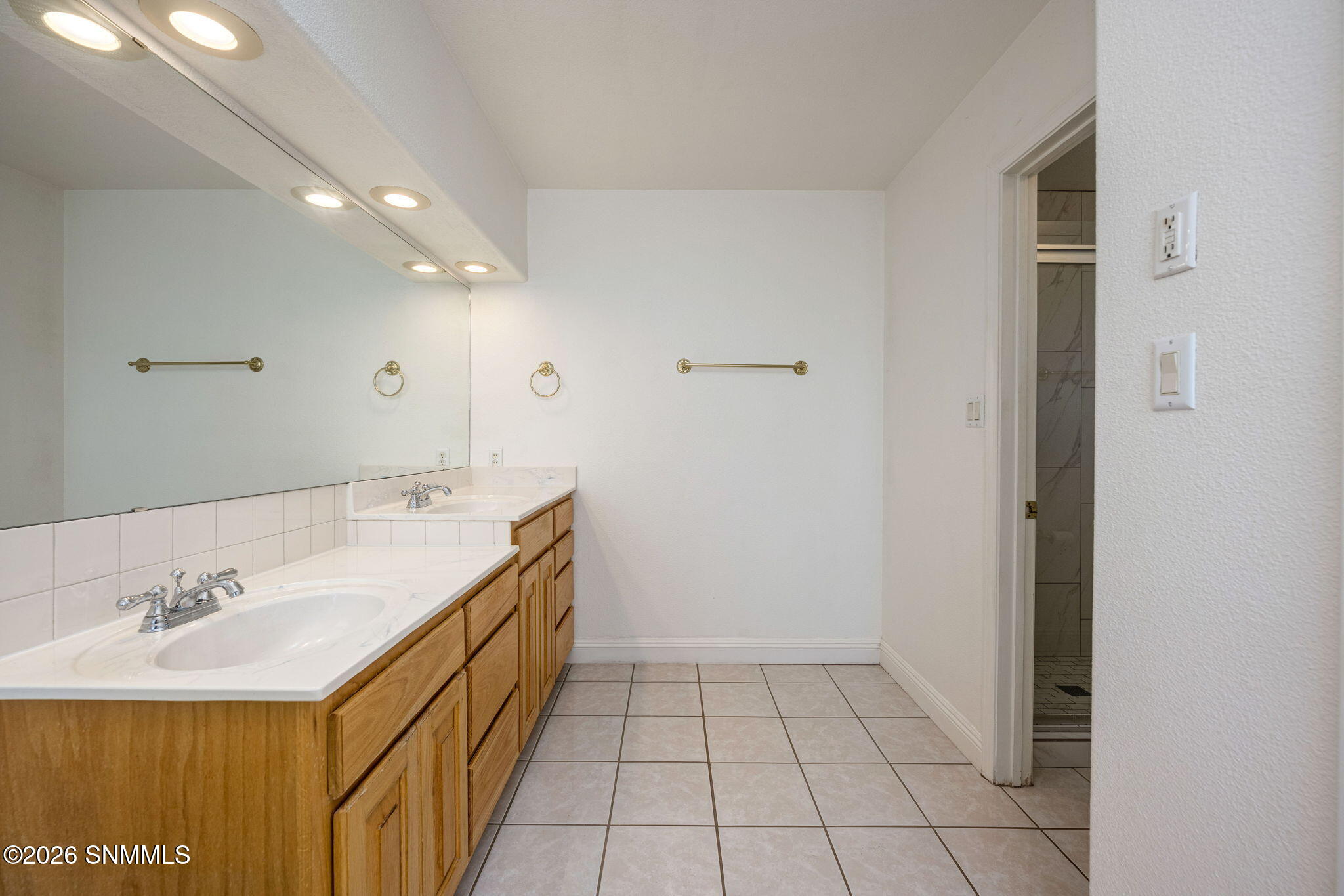 27-web-or-mls-Snappin Homes (CalleDePaz3