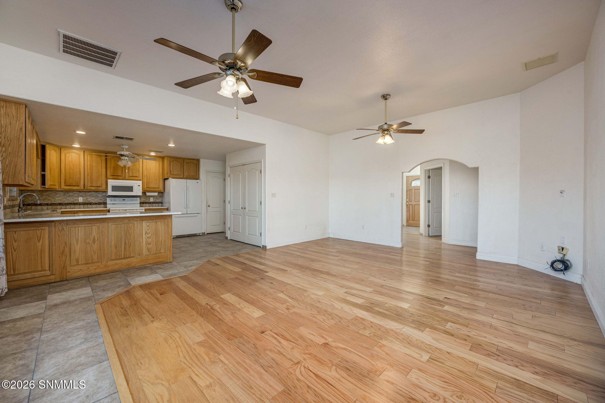 8-web-or-mls-Snappin Homes (CalleDePaz37