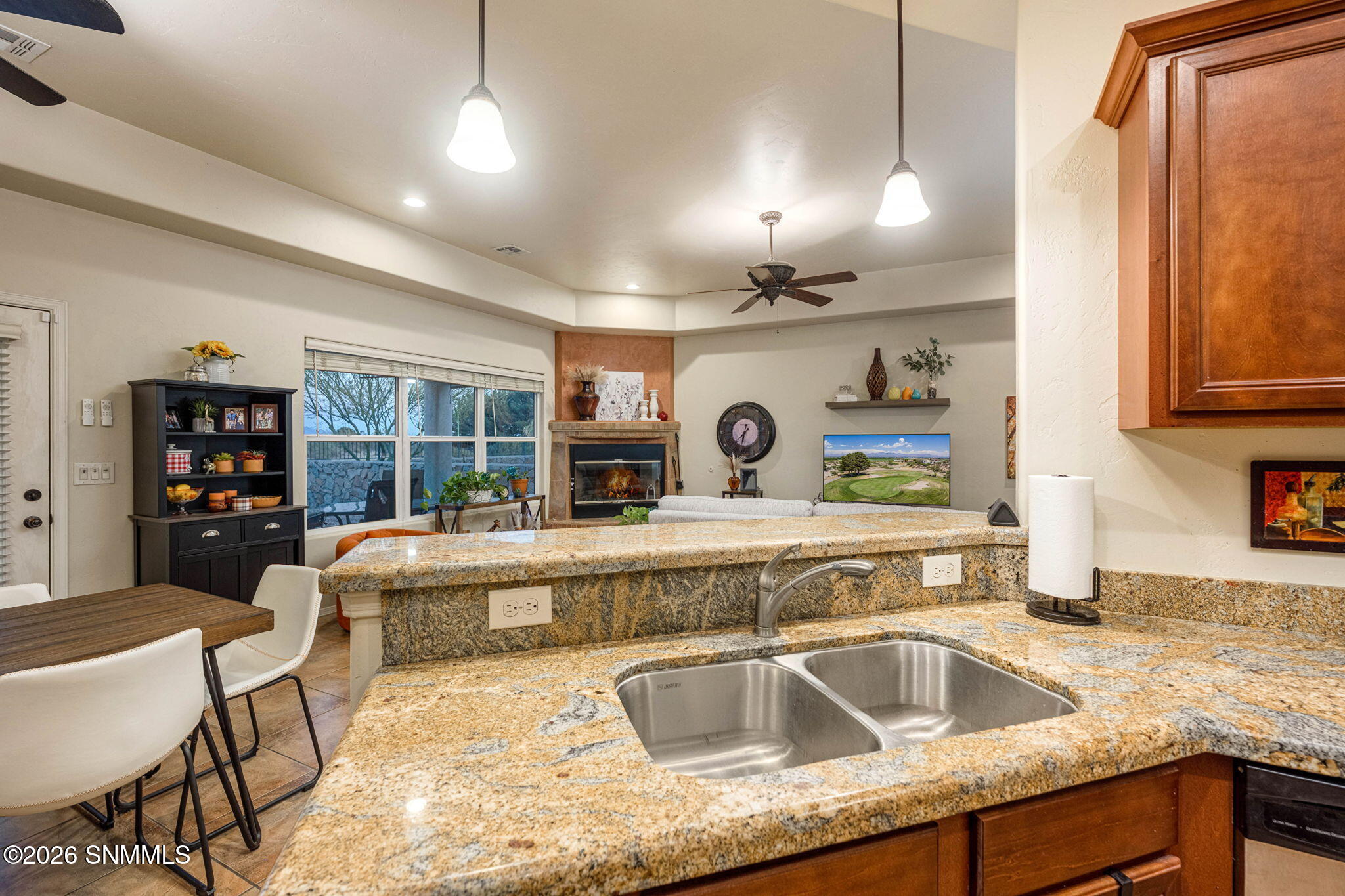 17-web-or-mls-Snappin Homes (Cassatt1296