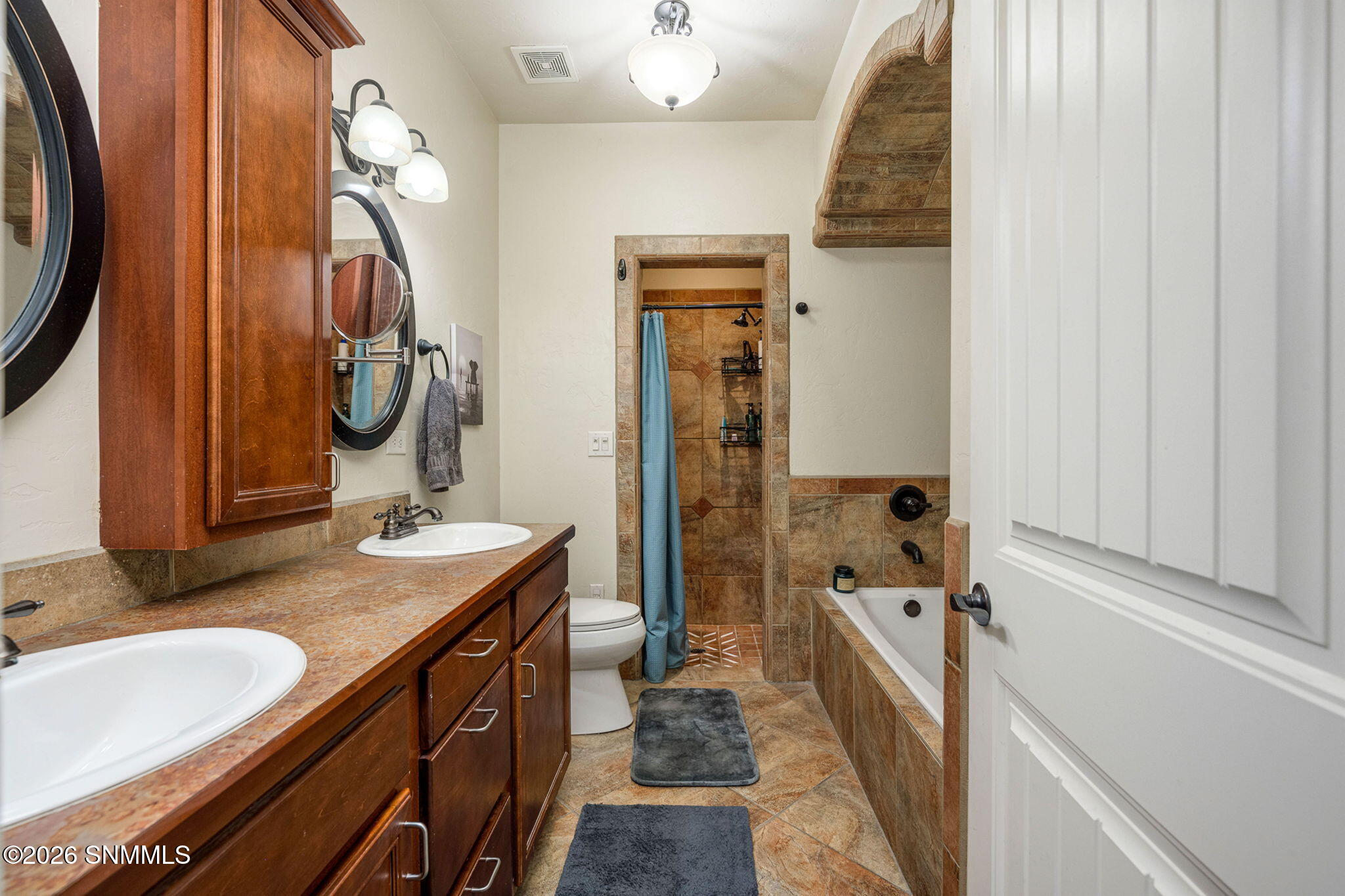 23-web-or-mls-Snappin Homes (Cassatt1296