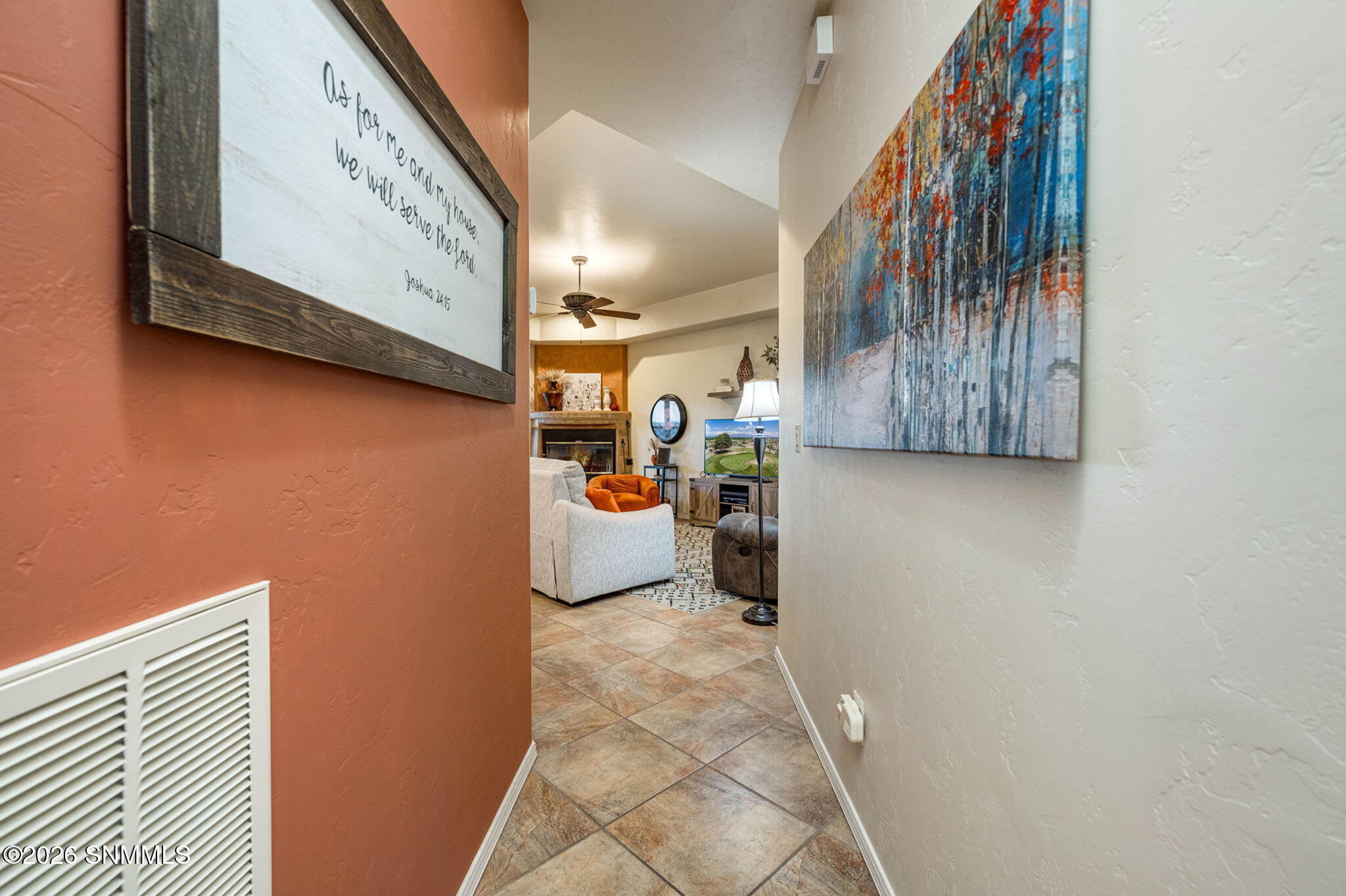 6-web-or-mls-Snappin Homes (Cassatt1296)