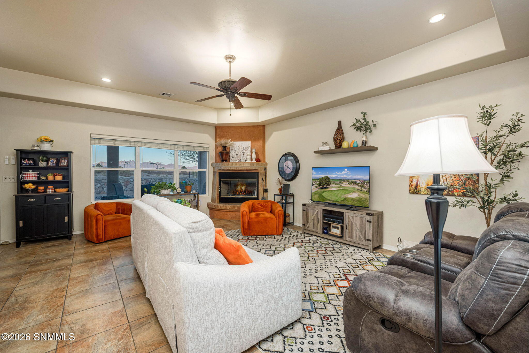 7-web-or-mls-Snappin Homes (Cassatt1296)