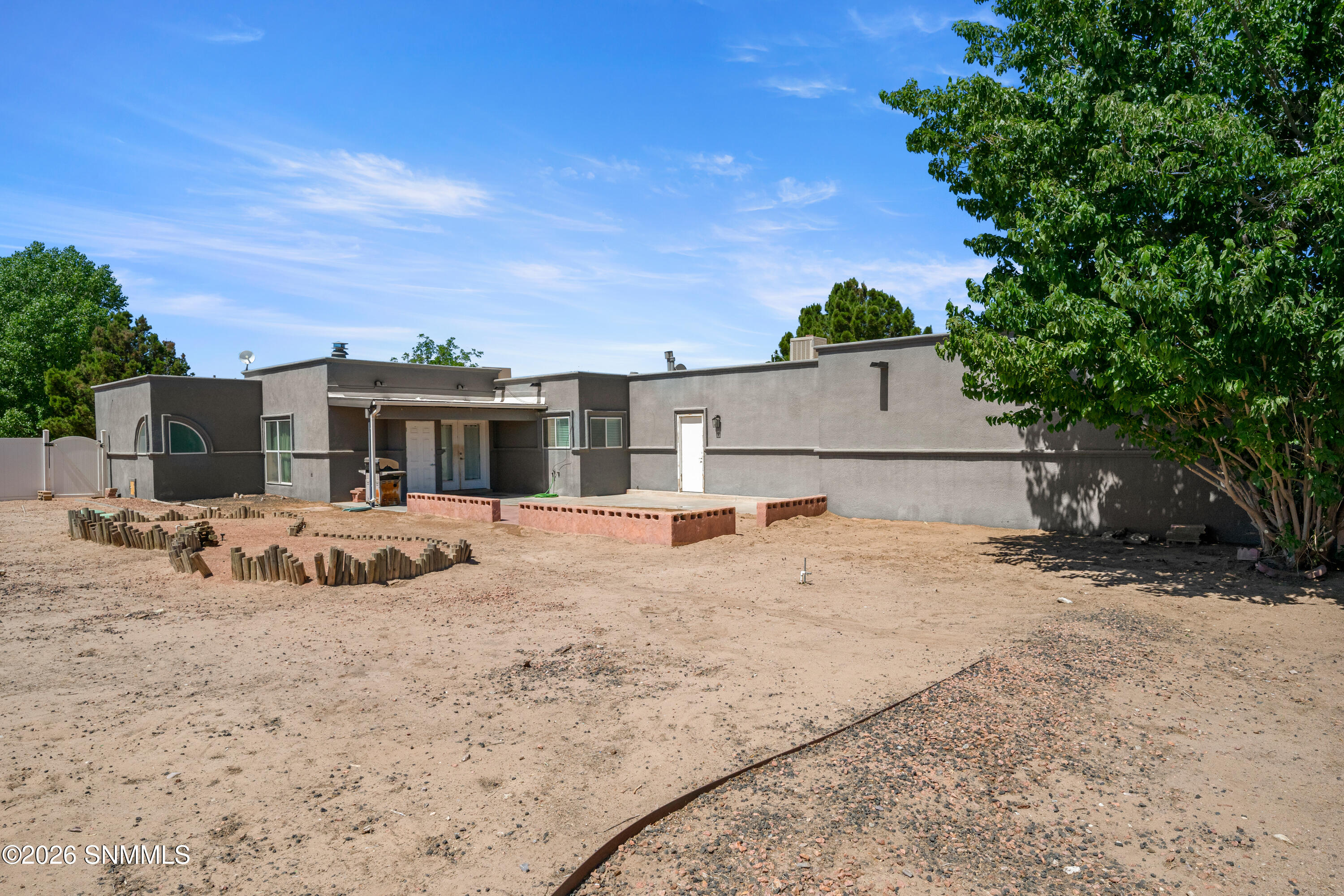 25 - 6630 Rio Bravo Dr