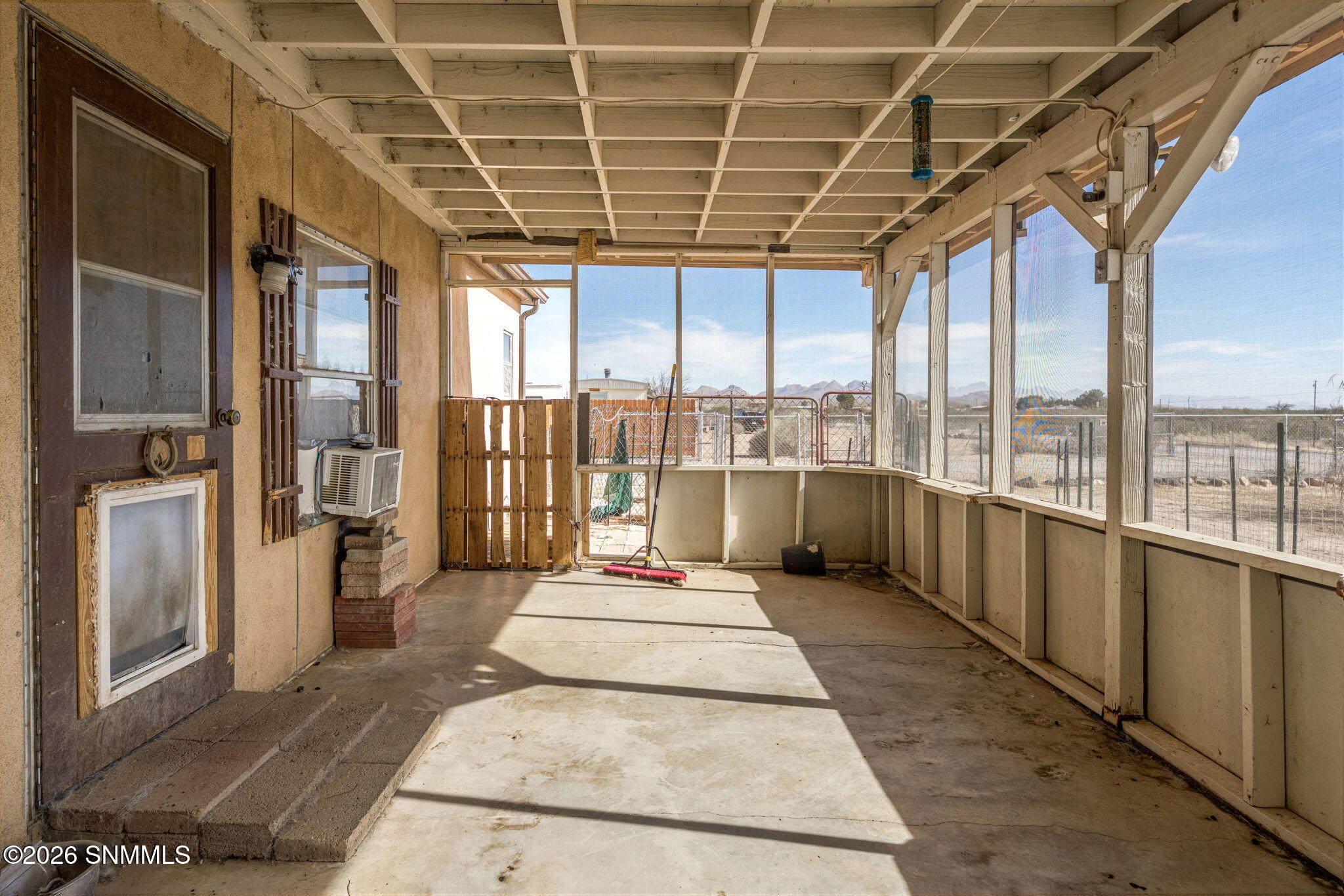 20-web-or-mls-Snappin Homes (Carr12290)-