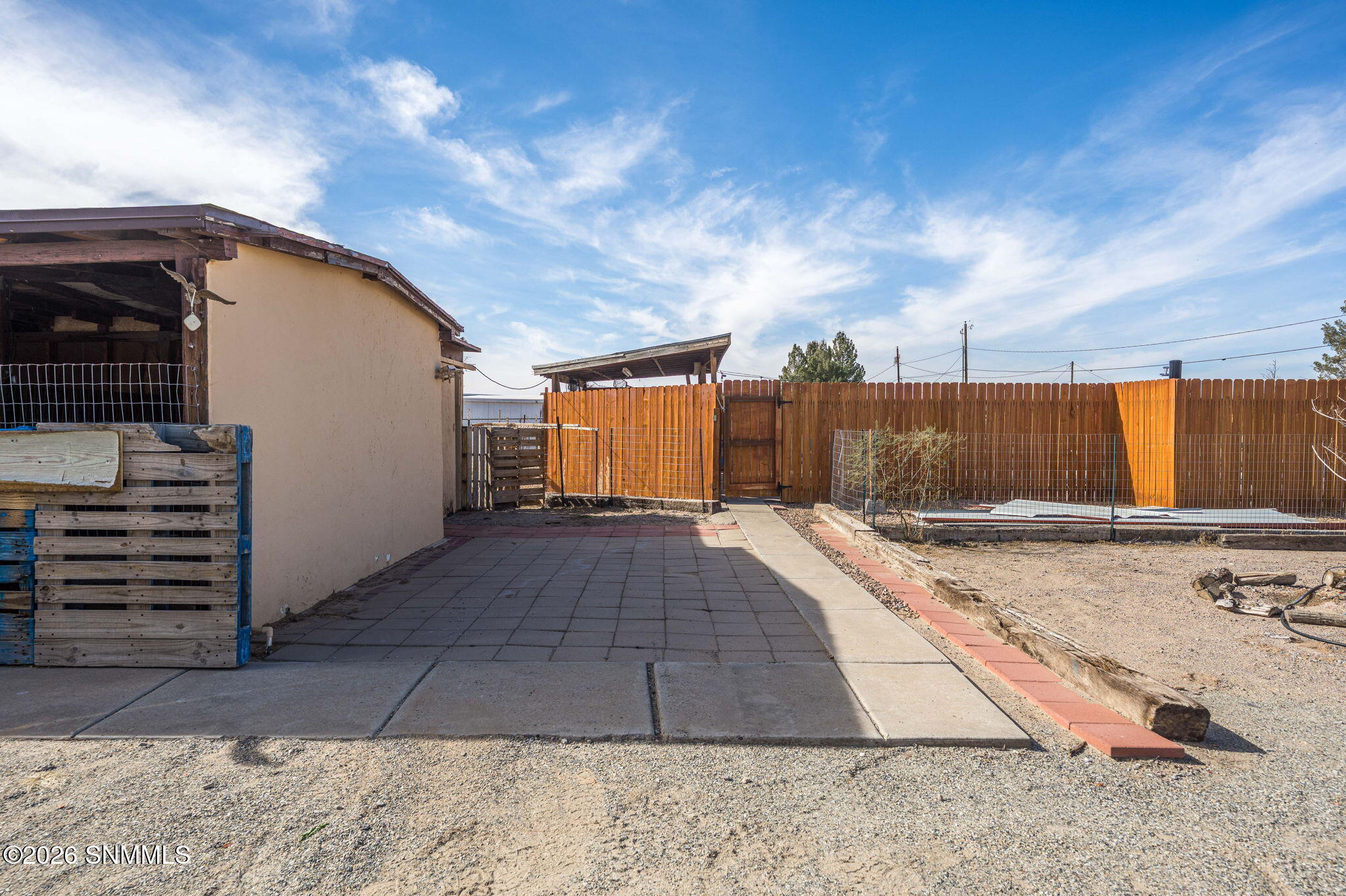 26-web-or-mls-Snappin Homes (Carr12290)-