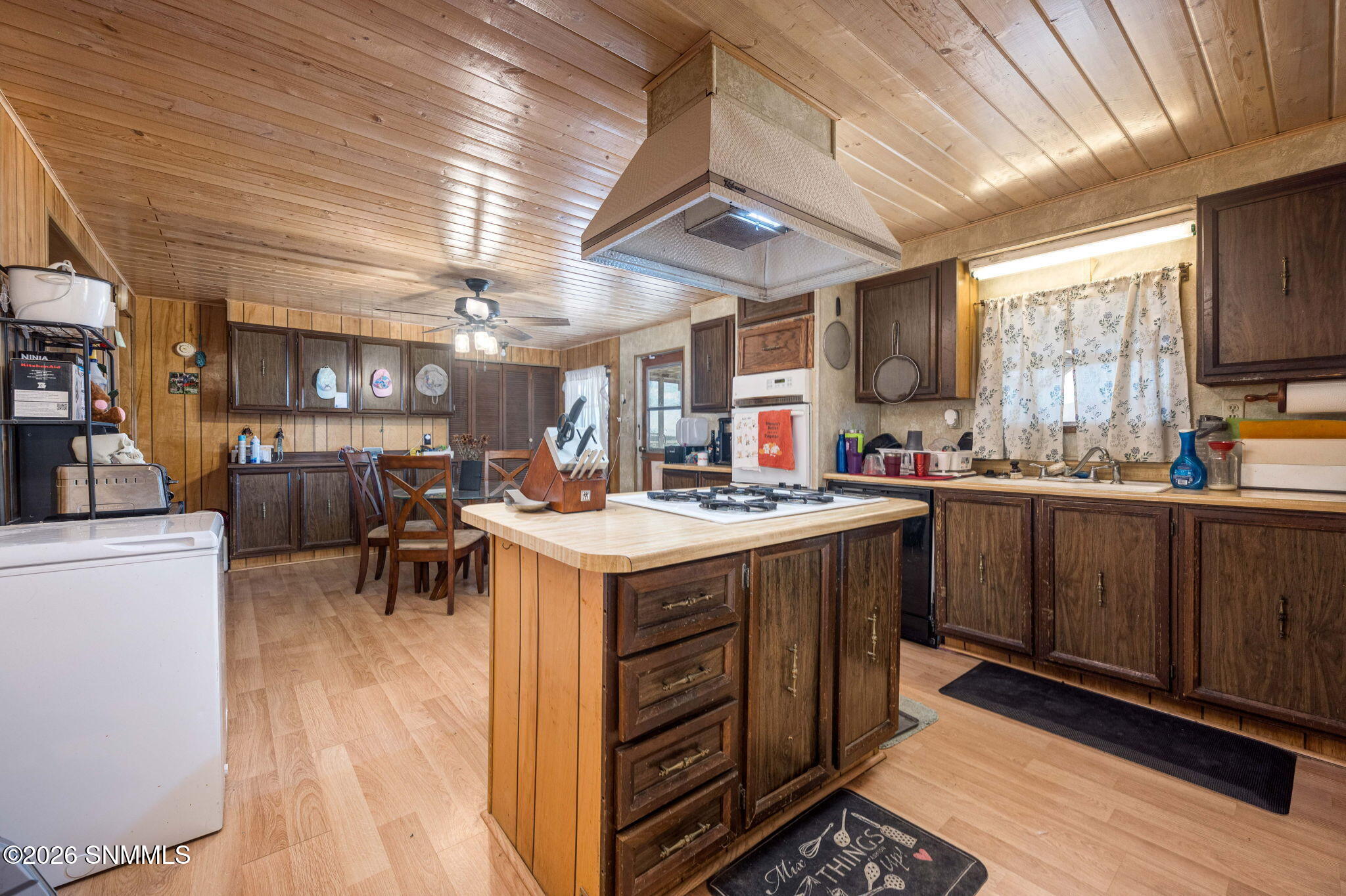 6-web-or-mls-Snappin Homes (Carr12290)-6