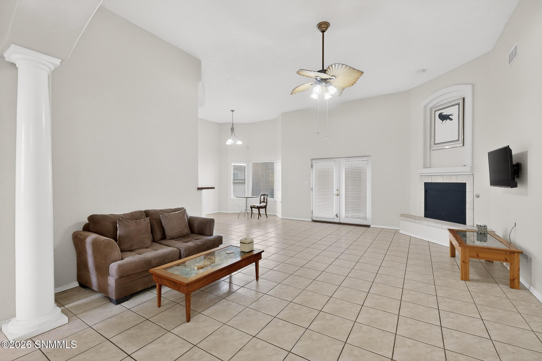 7-3D-Casas-4664-Calle-de-Nubes-01202026_