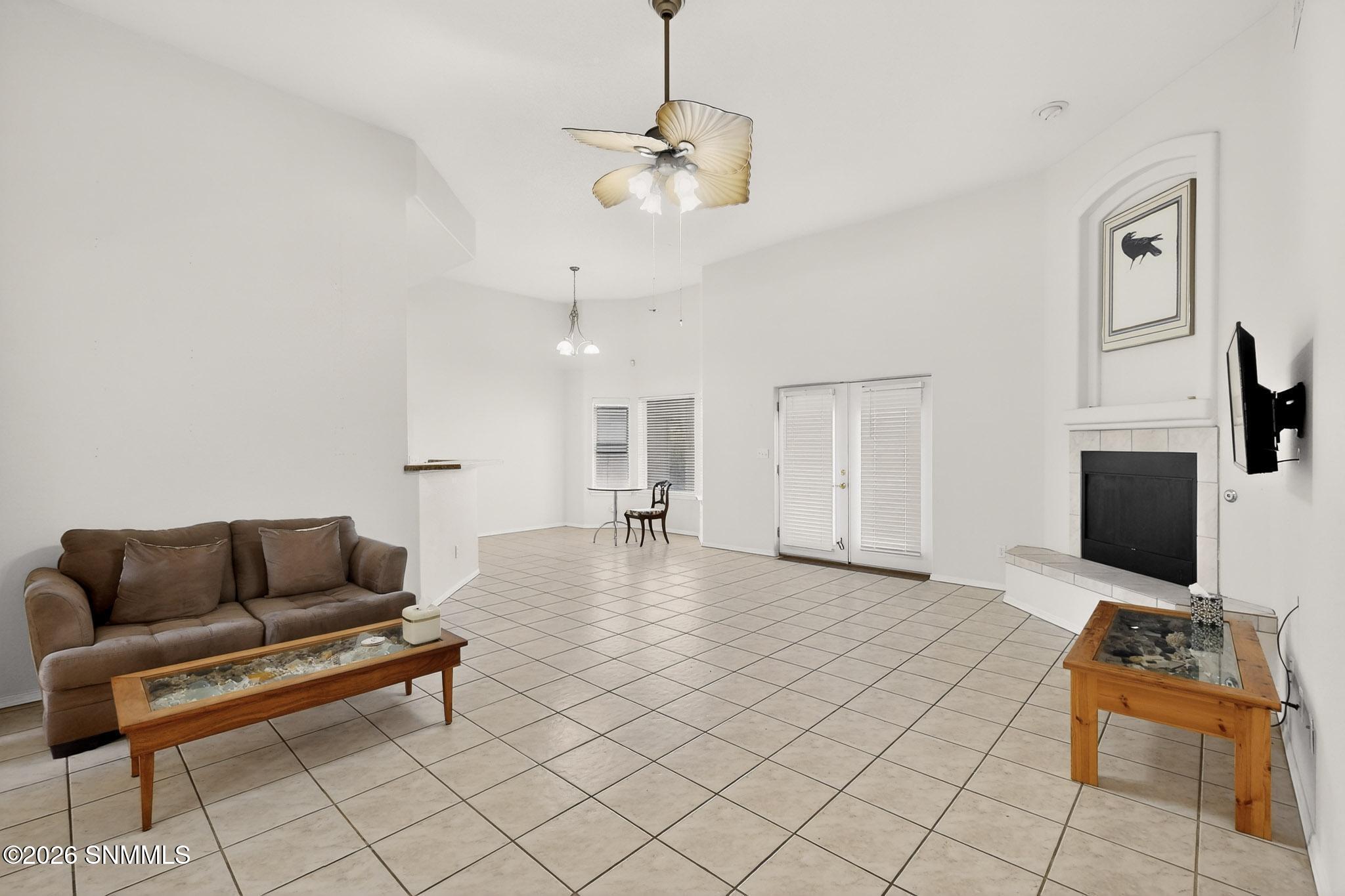 9-3D-Casas-4664-Calle-de-Nubes-01202026_