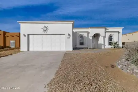 4664 Calle de Nubes, Las Cruces, New Mexico 88012, 3 Bedrooms Bedrooms, ,2 BathroomsBathrooms,Residential,For Sale,Calle de Nubes,2600238
