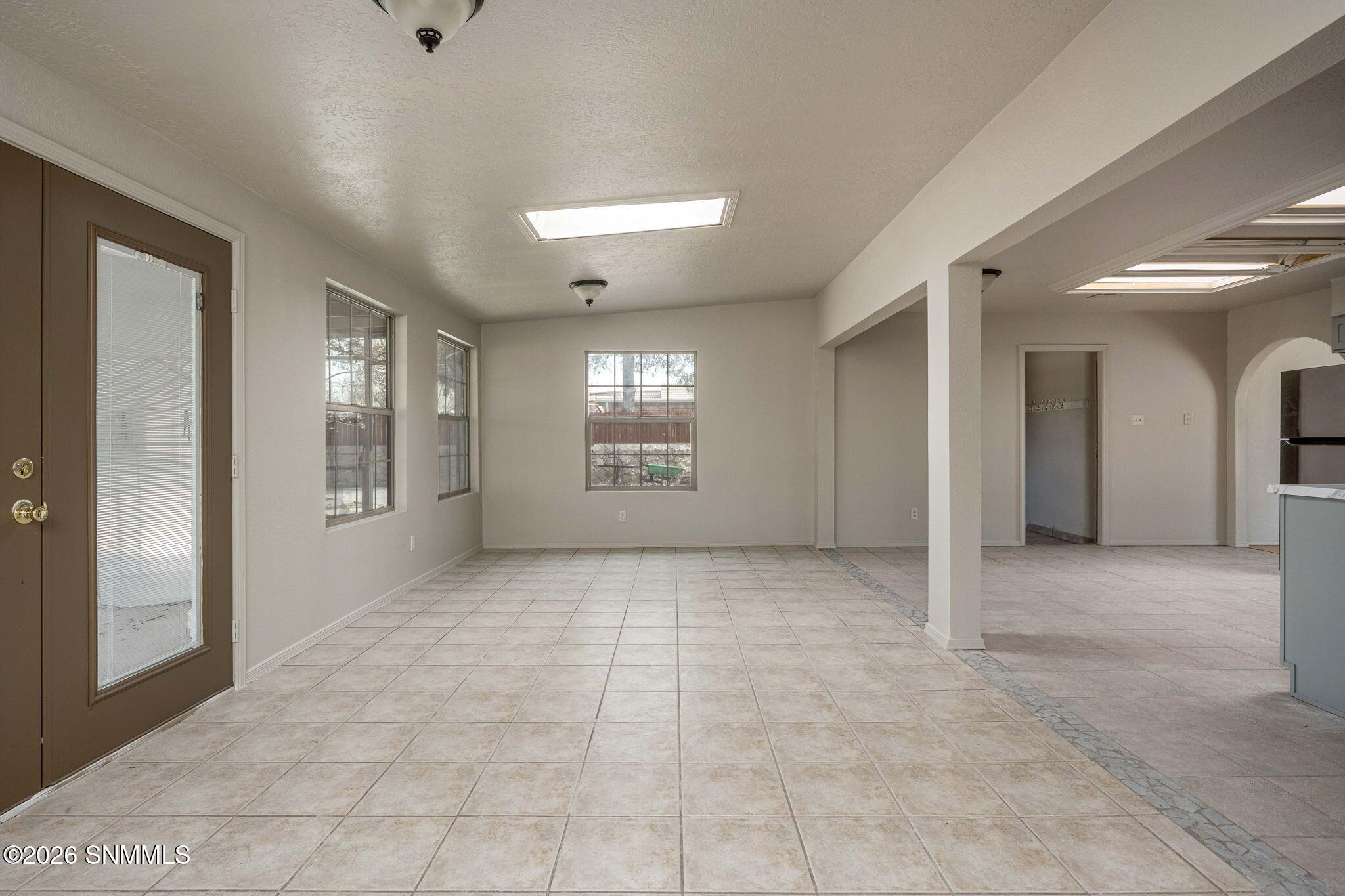 14-web-or-mls-Snappin Homes (LosNogales1