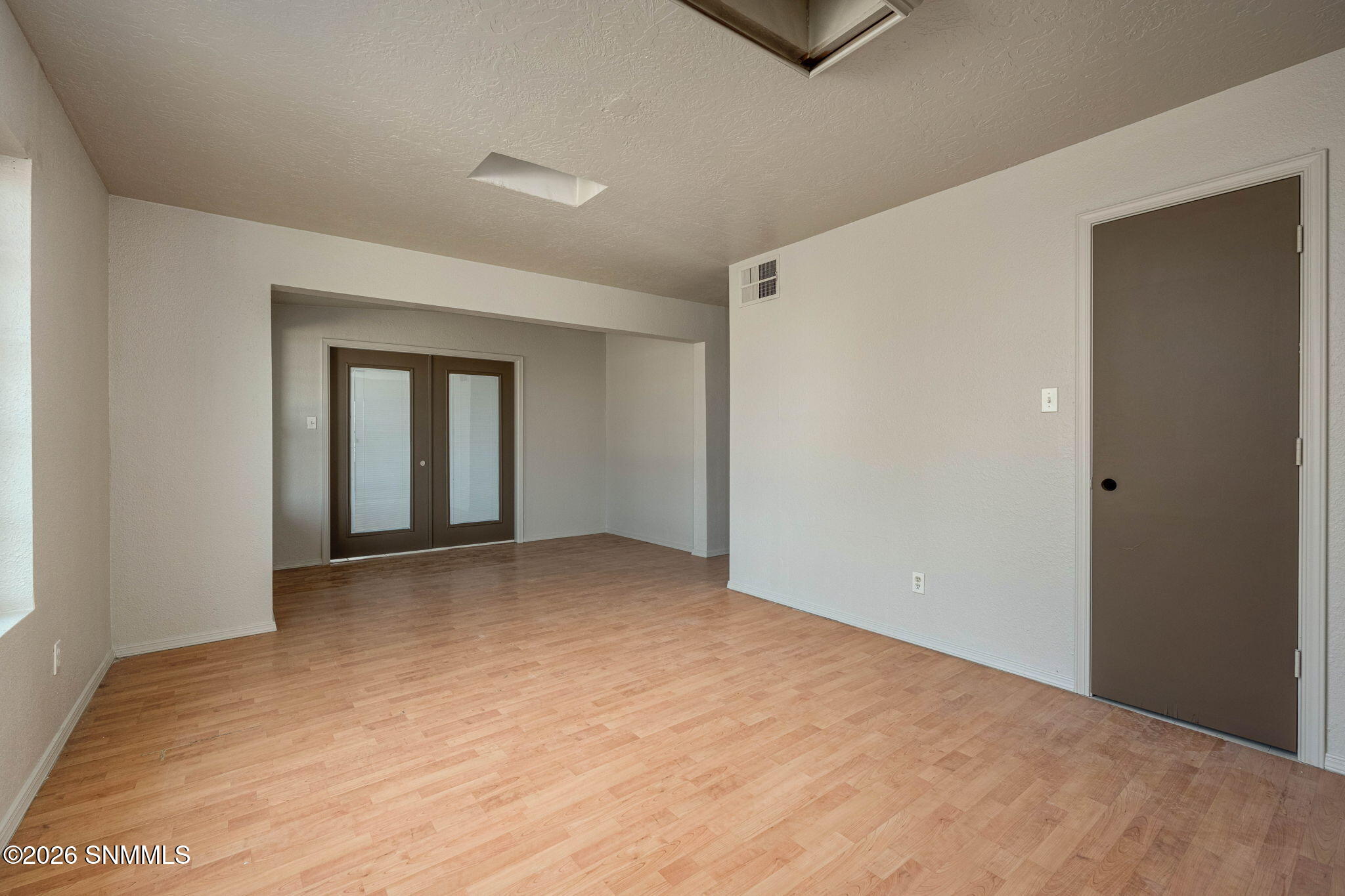 21-web-or-mls-Snappin Homes (LosNogales1