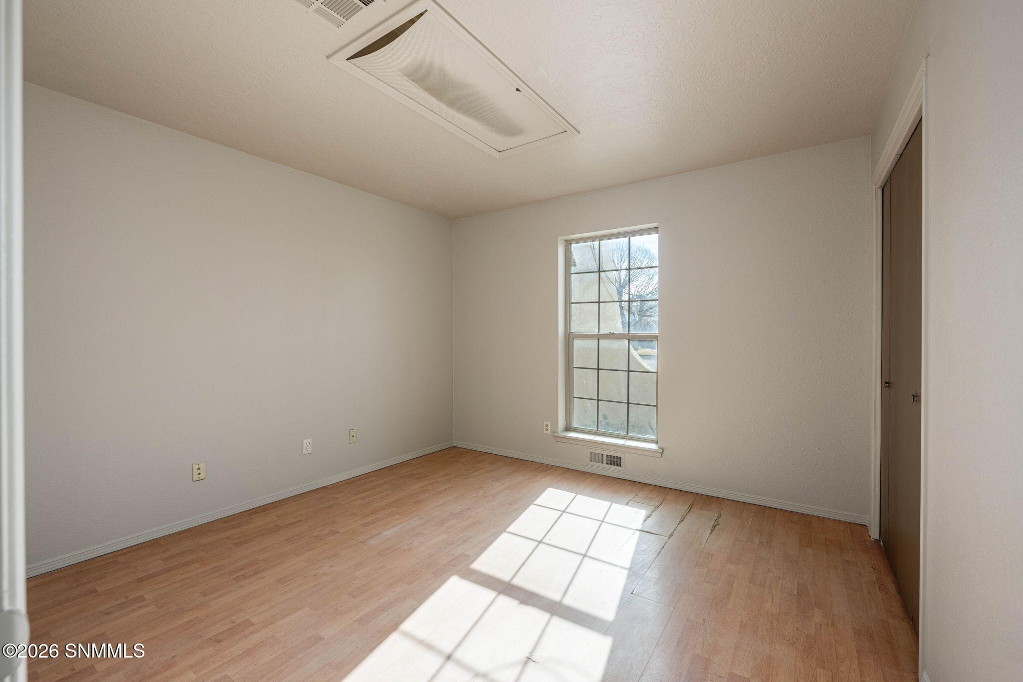 26-web-or-mls-Snappin Homes (LosNogales1