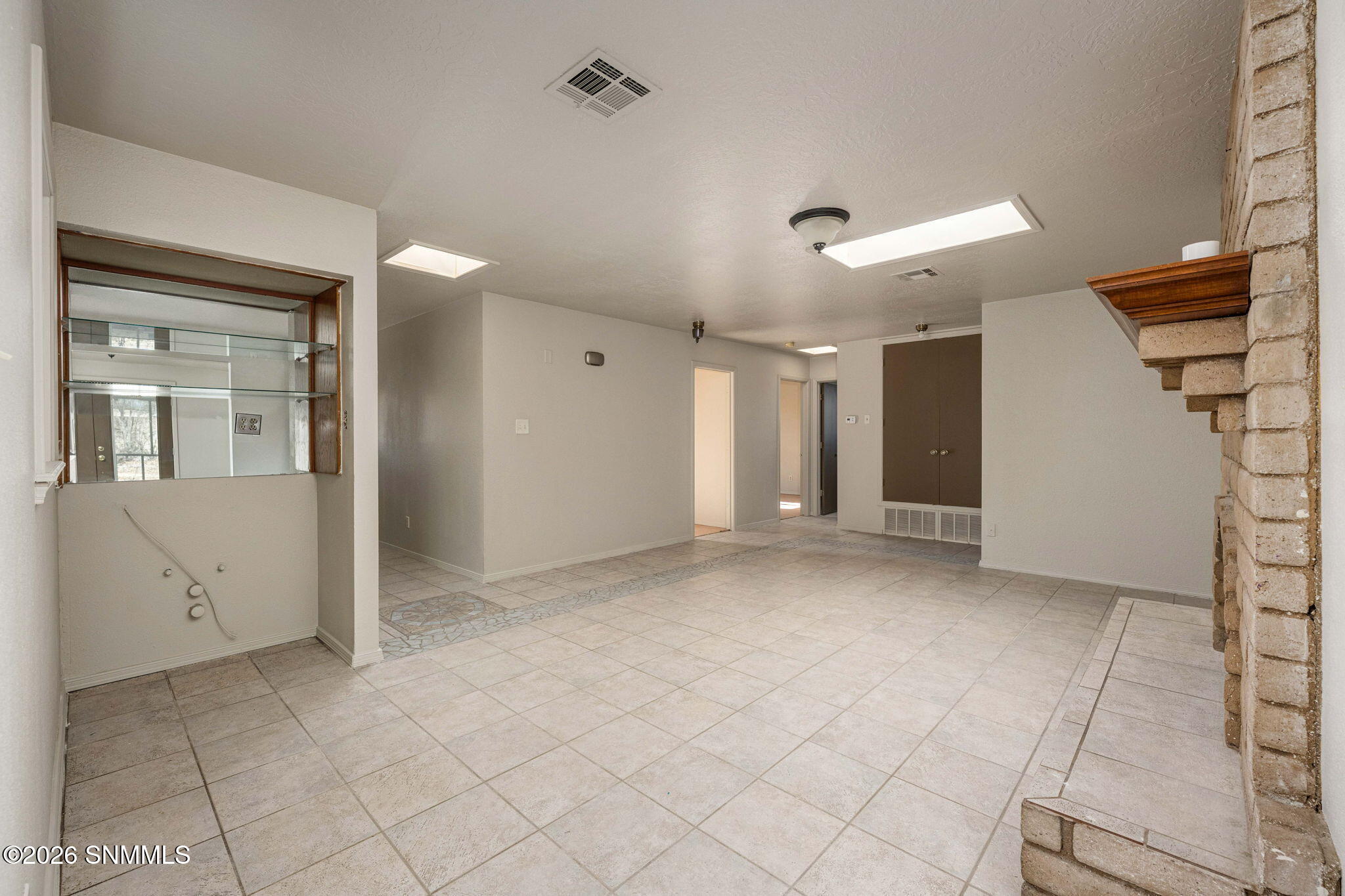 7-web-or-mls-Snappin Homes (LosNogales10