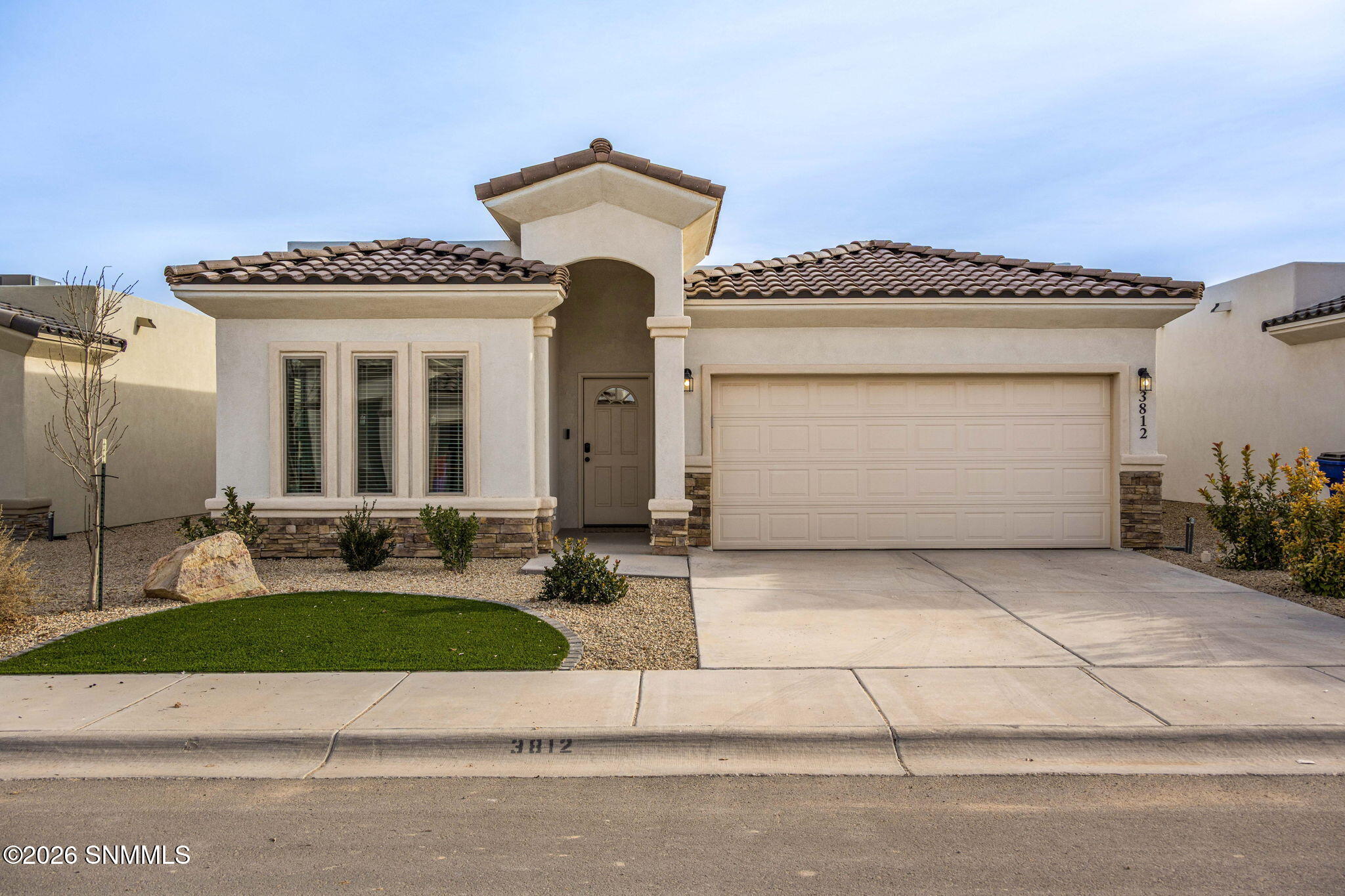 1-web-or-mls-Snappin Homes (Yestereve381