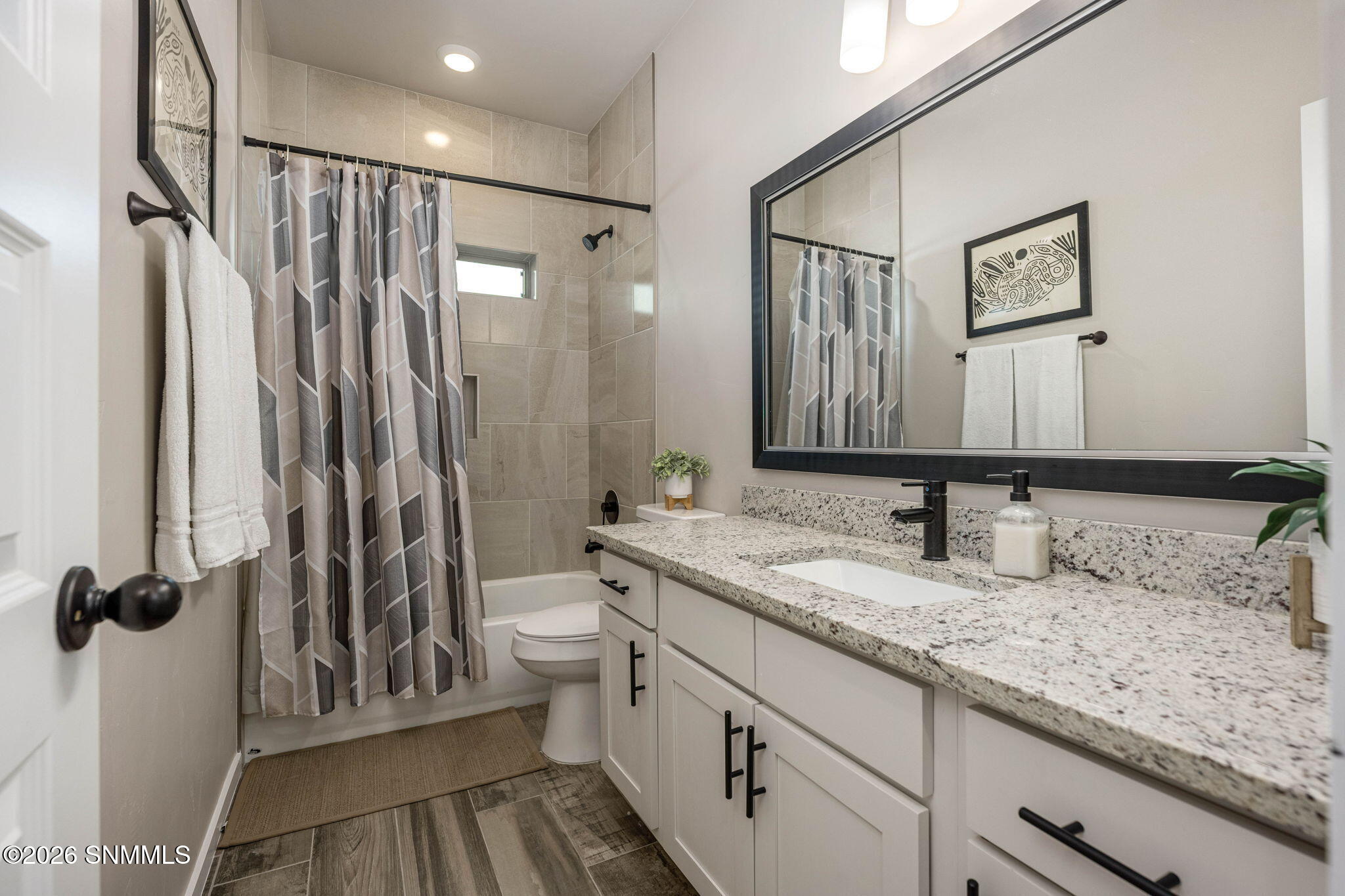 29-web-or-mls-Snappin Homes (Yestereve38