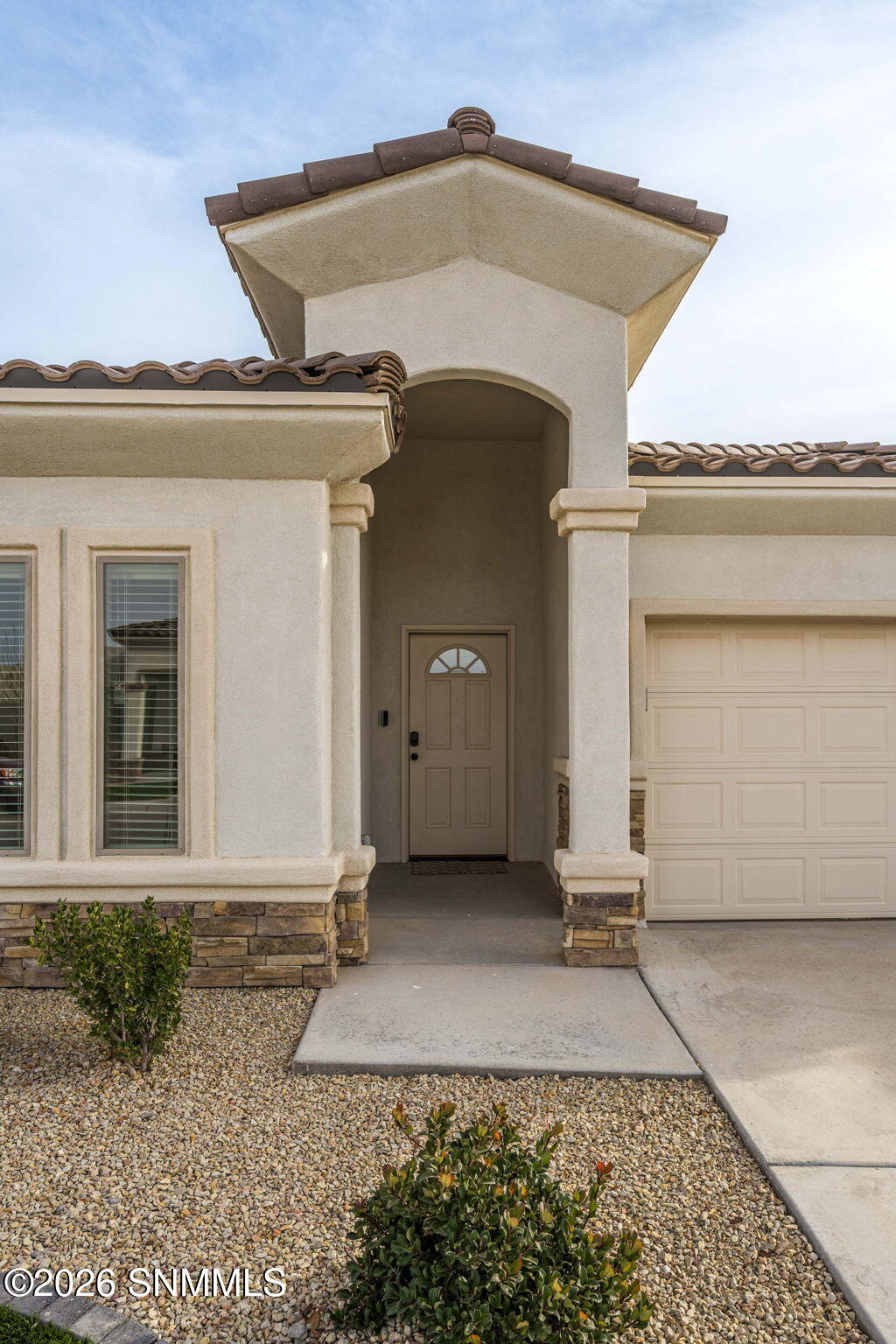 5-web-or-mls-Snappin Homes (Yestereve381