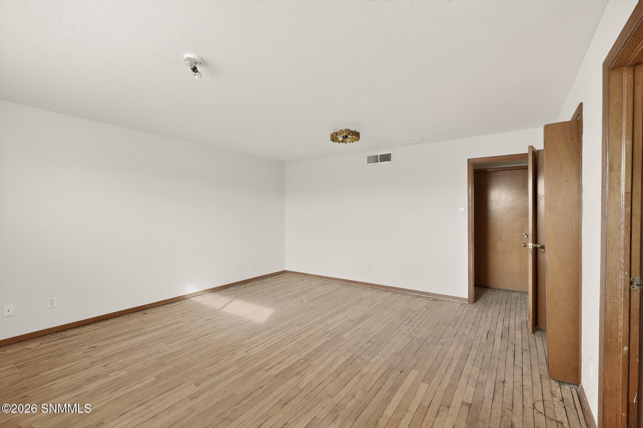 19-3D-Casas-2605-Dona-Ana-Rd-01222026_11