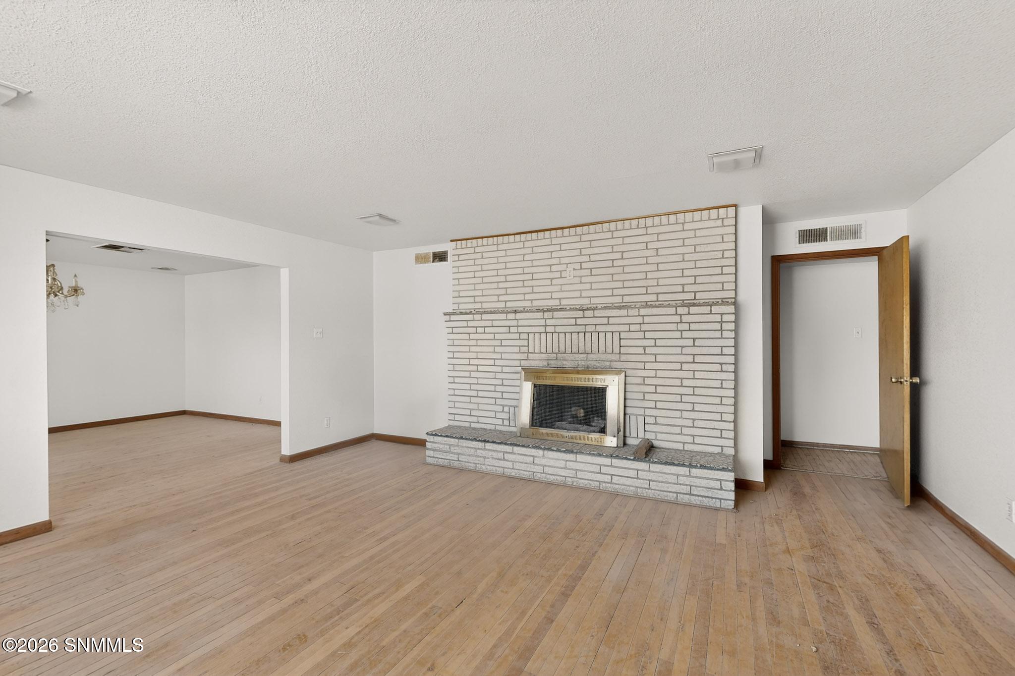 6-3D-Casas-2605-Dona-Ana-Rd-01222026_112