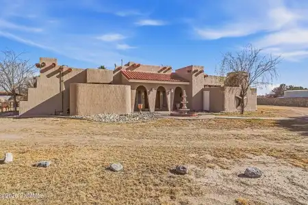 4 Cielo Escondido, Anthony, New Mexico 88021, 5 Bedrooms Bedrooms, ,4.25 BathroomsBathrooms,Residential,For Sale,Cielo Escondido,2600253
