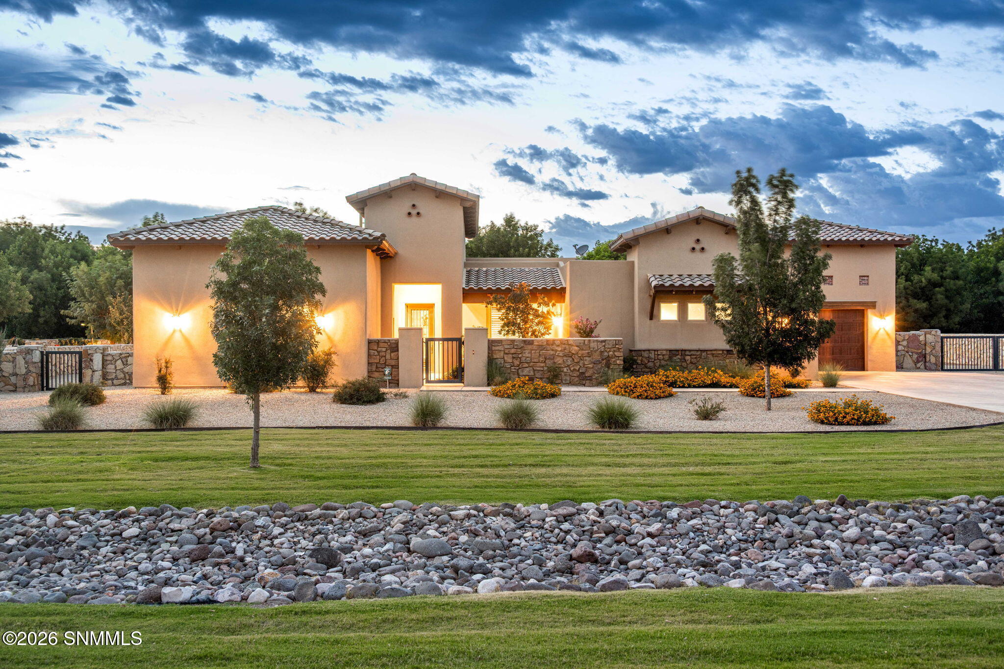 2-web-or-mls-Snappin Homes (MesillaAcres