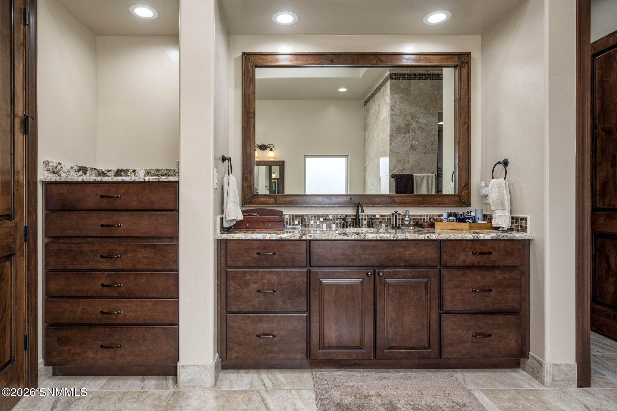 28-web-or-mls-Snappin Homes (MesillaAcre